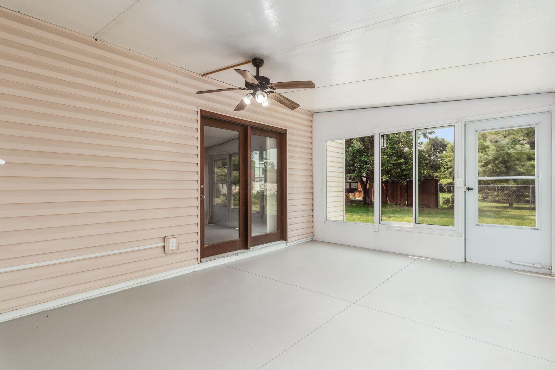 2220 Orinda Court