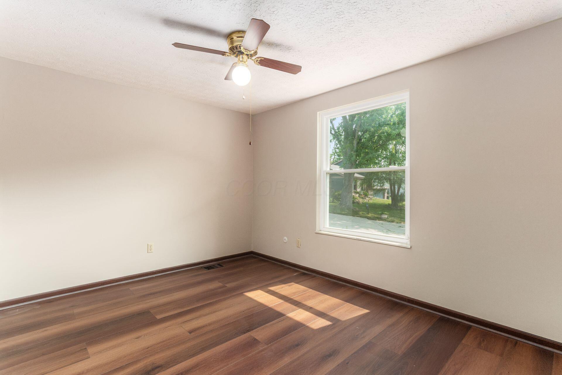 2220 Orinda Court