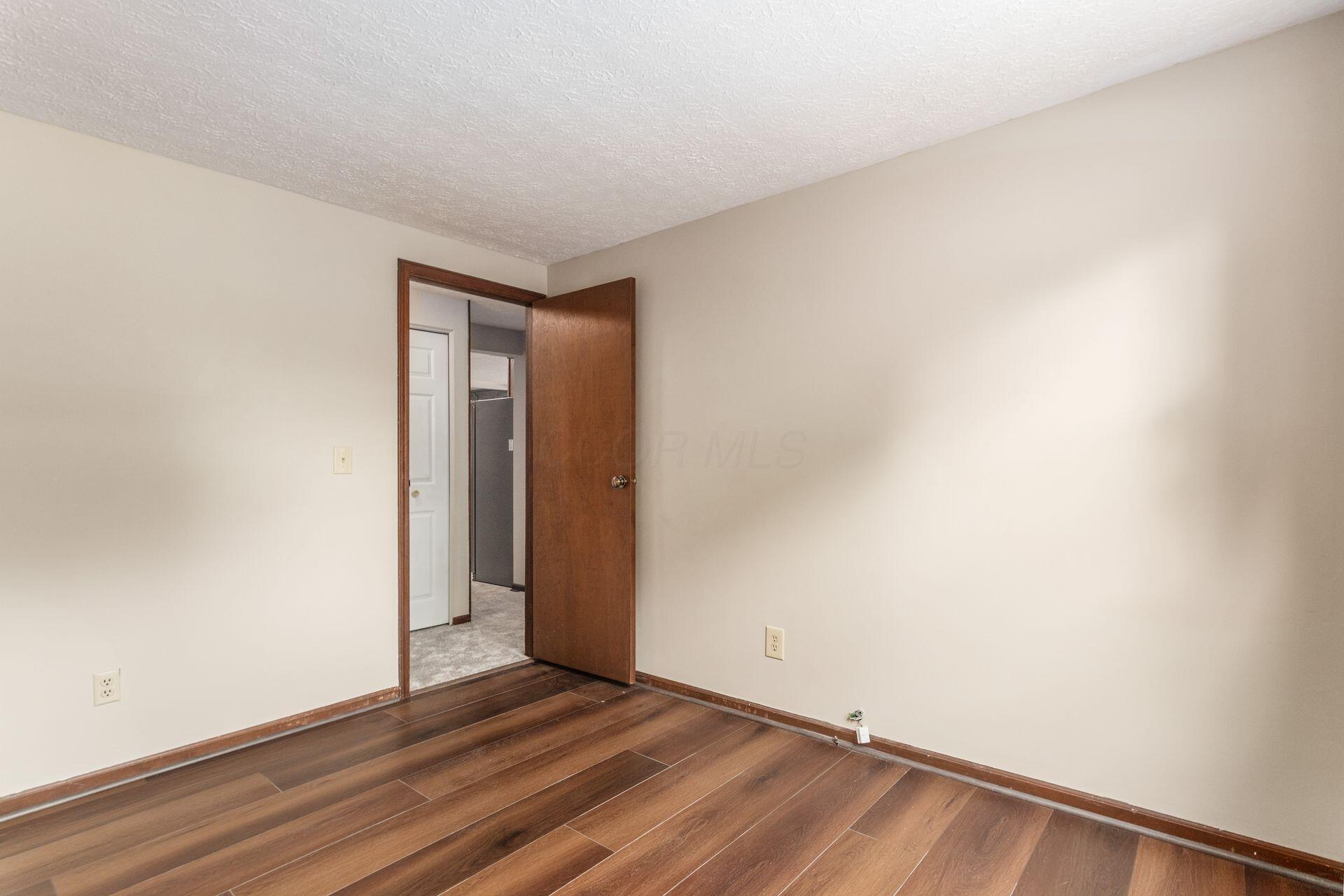 2220 Orinda Court