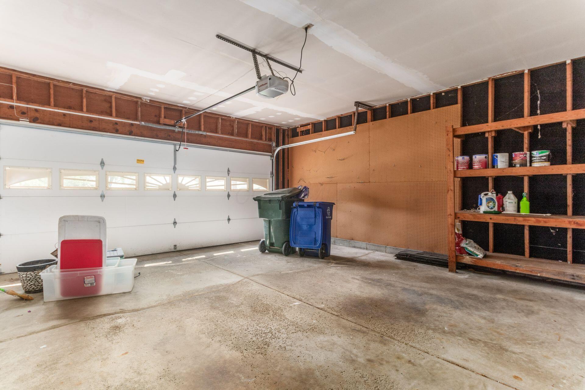 2220 Orinda Court