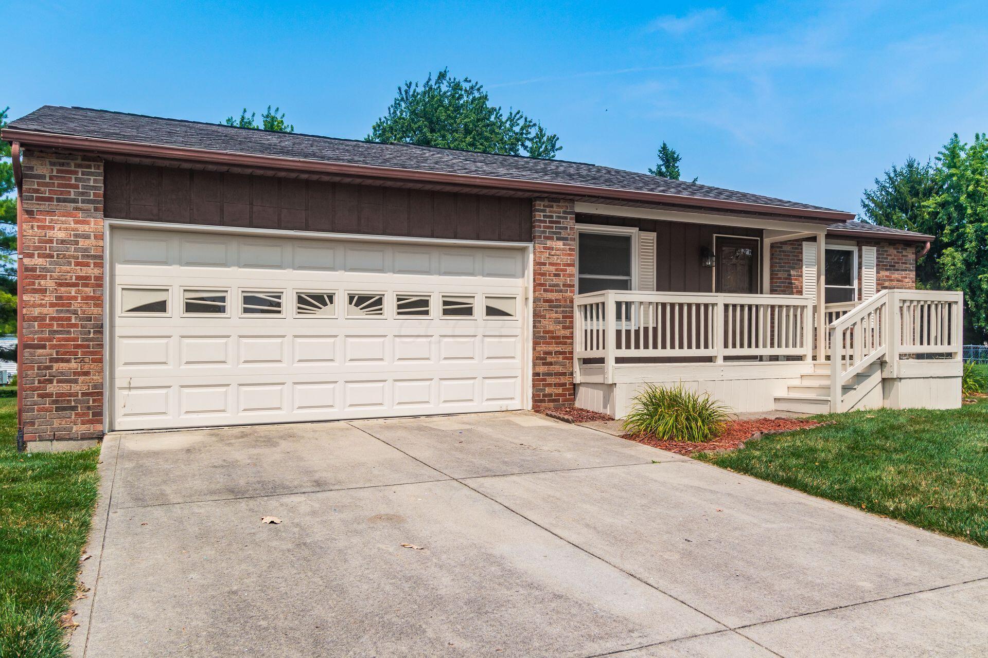2220 Orinda Court