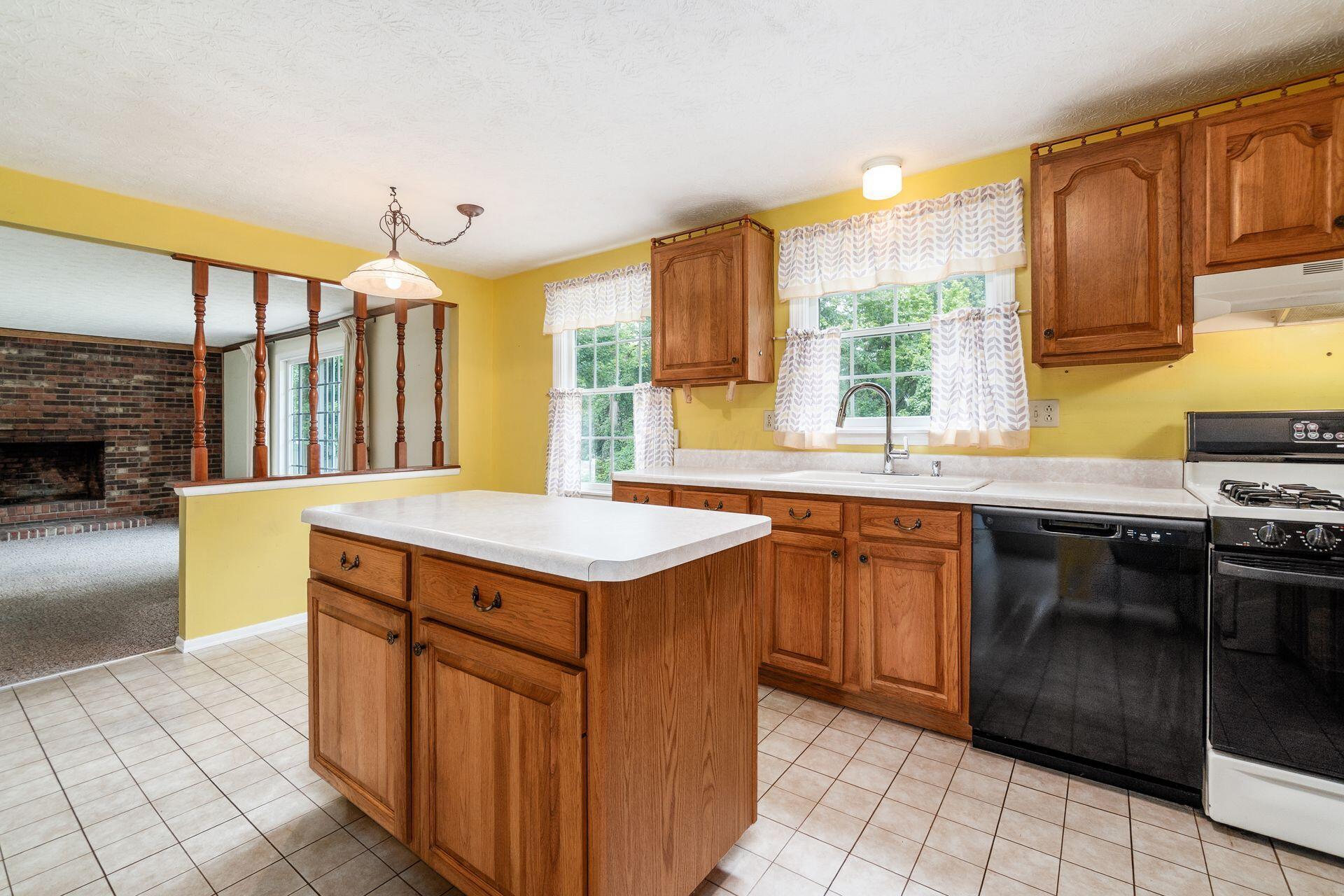 6559 Calgary Court