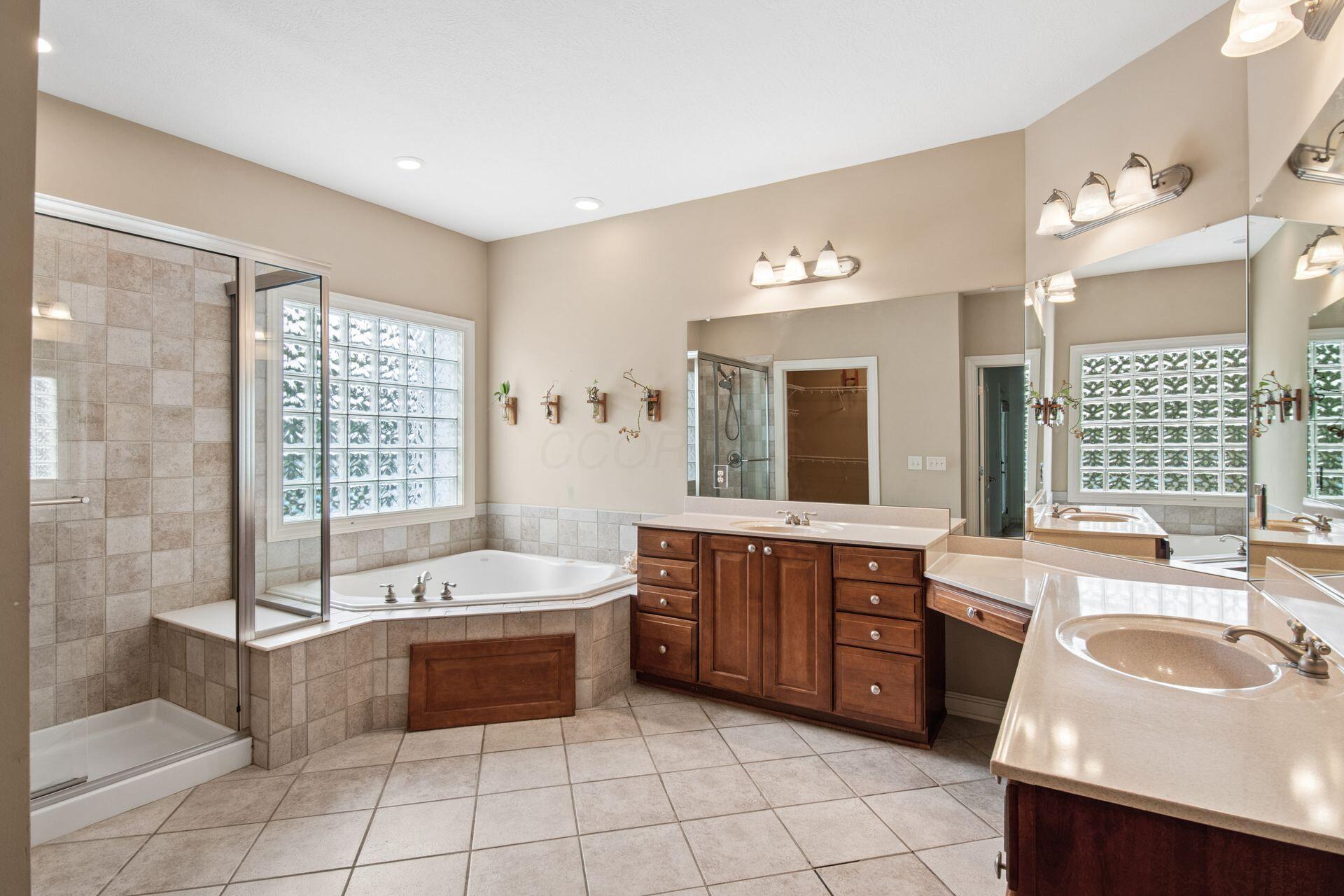 3121 Summertrail Court