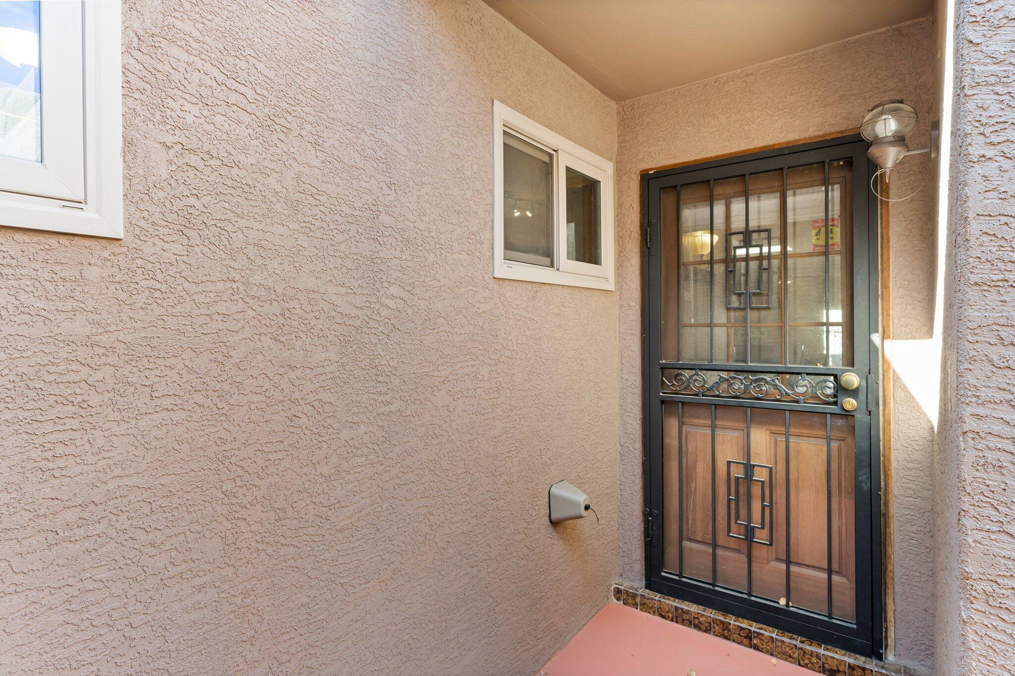 6031 Del Campo Place NE