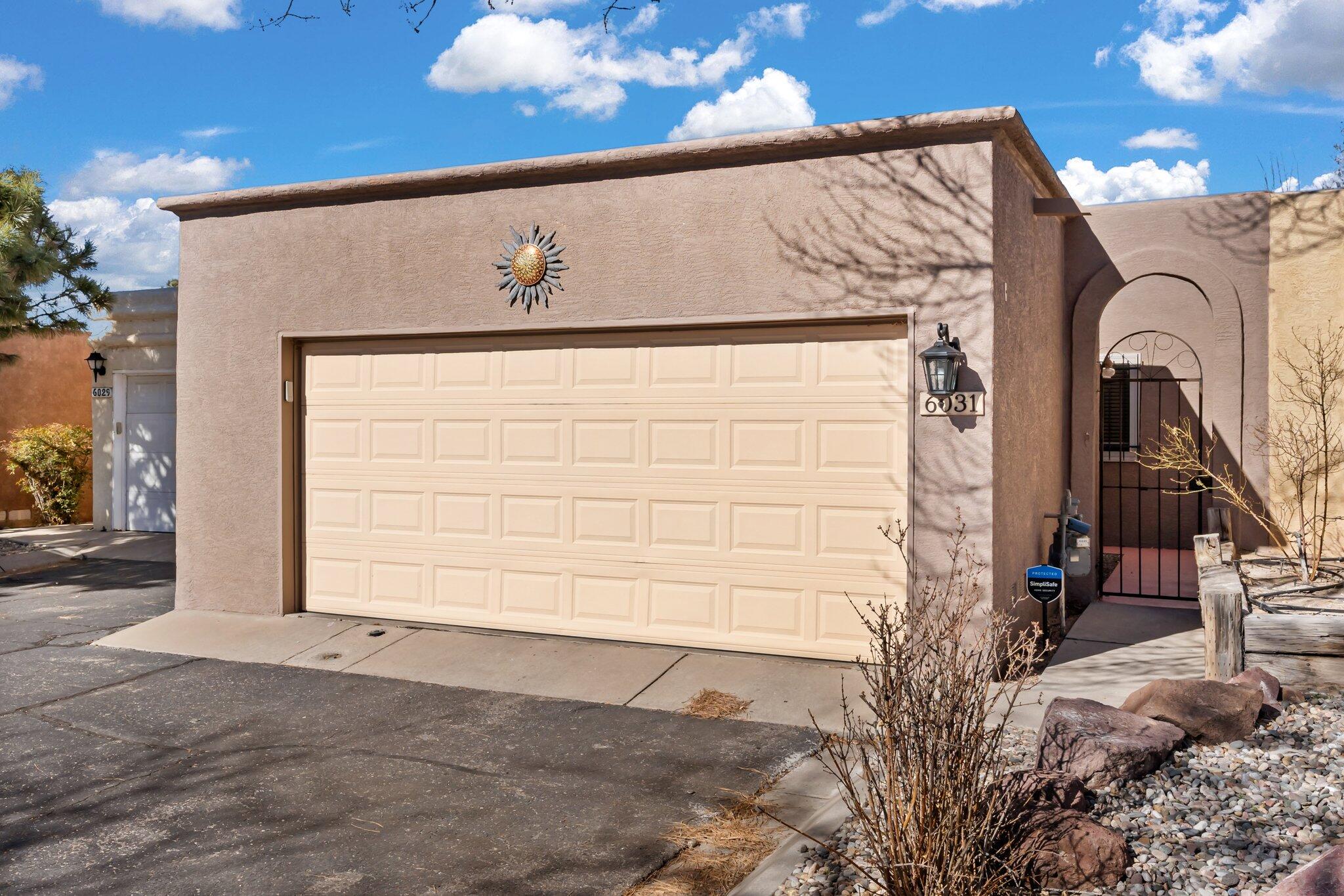 6031 Del Campo Place NE