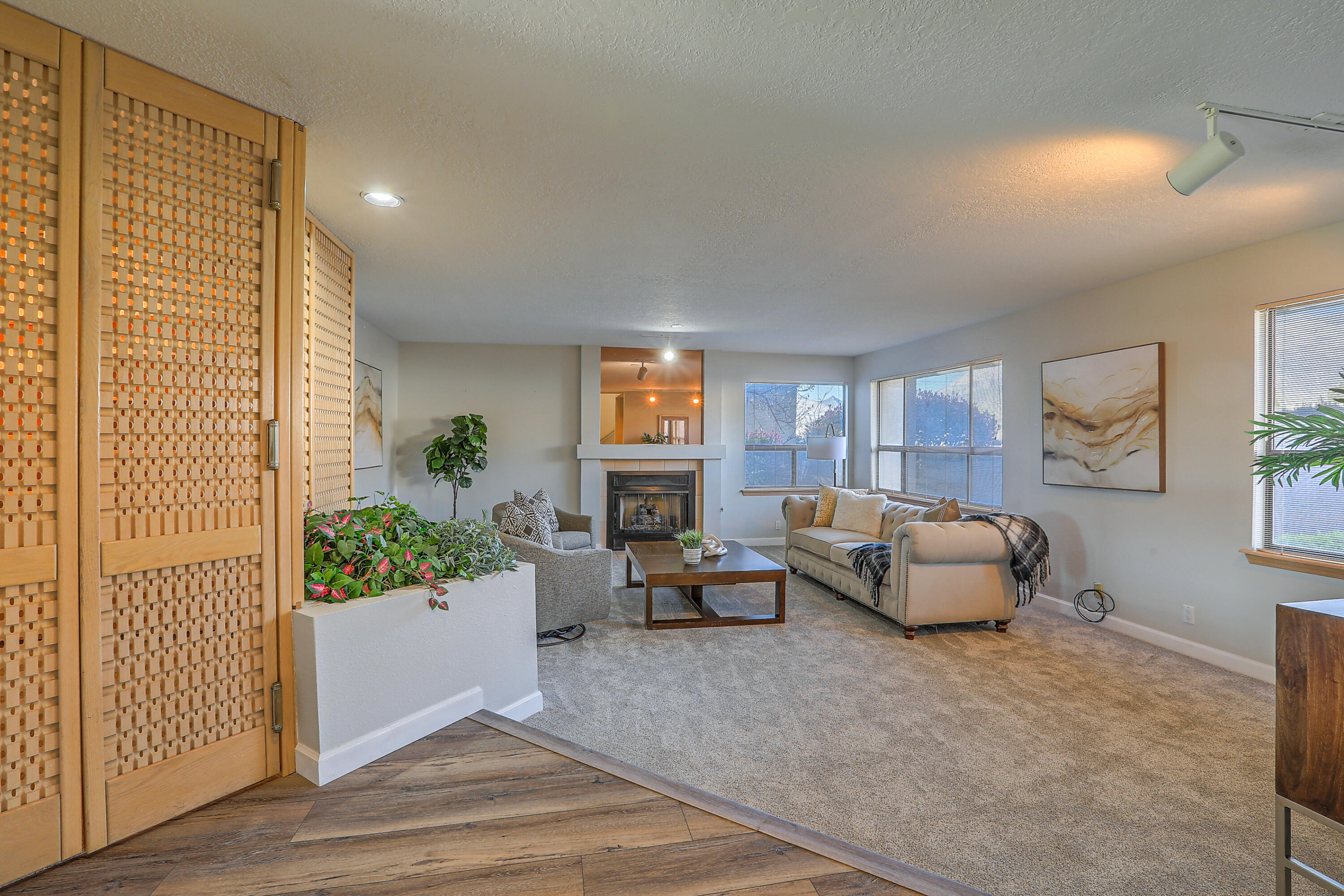 7005 Pala Mesa Court NE