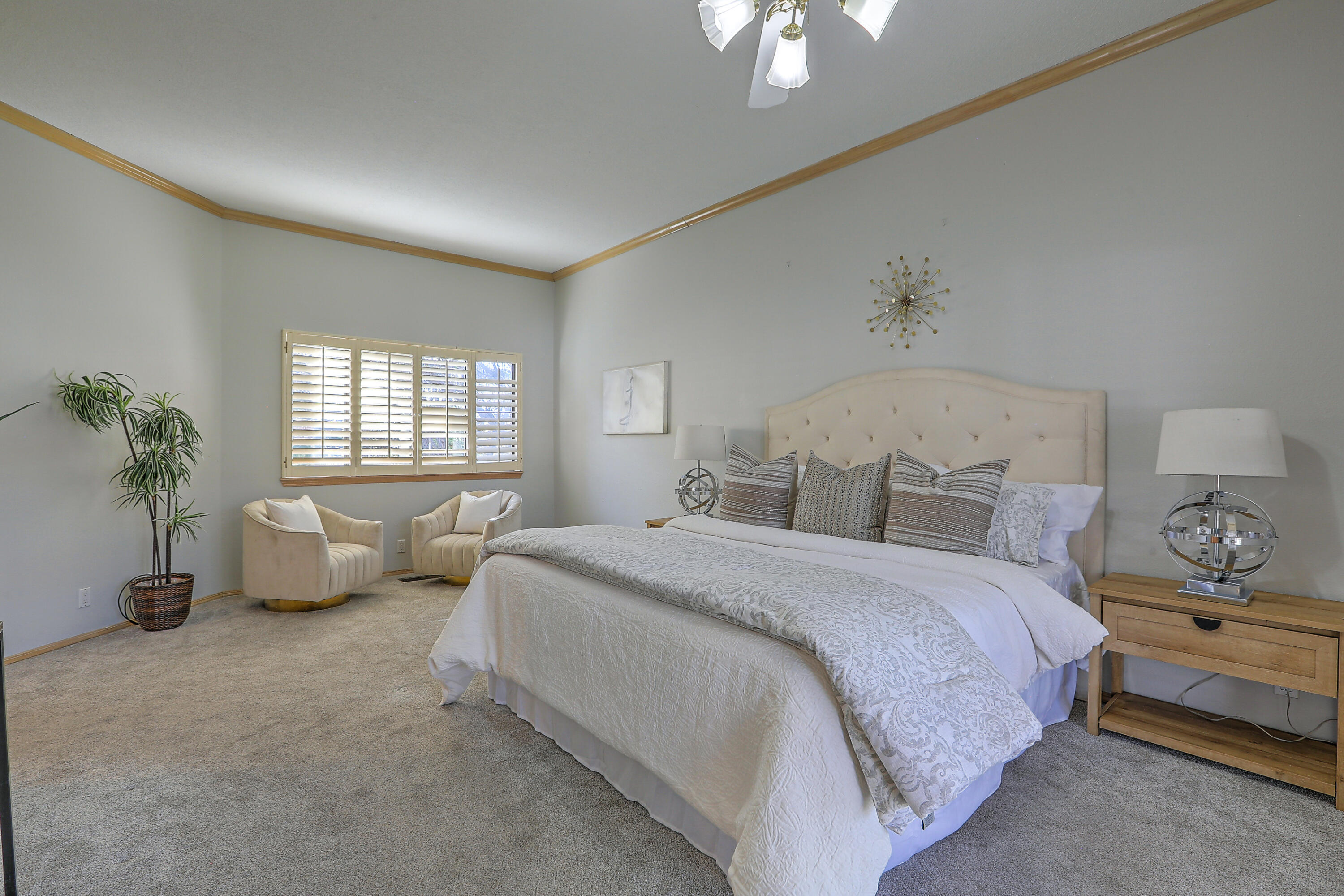 7005 Pala Mesa Court NE