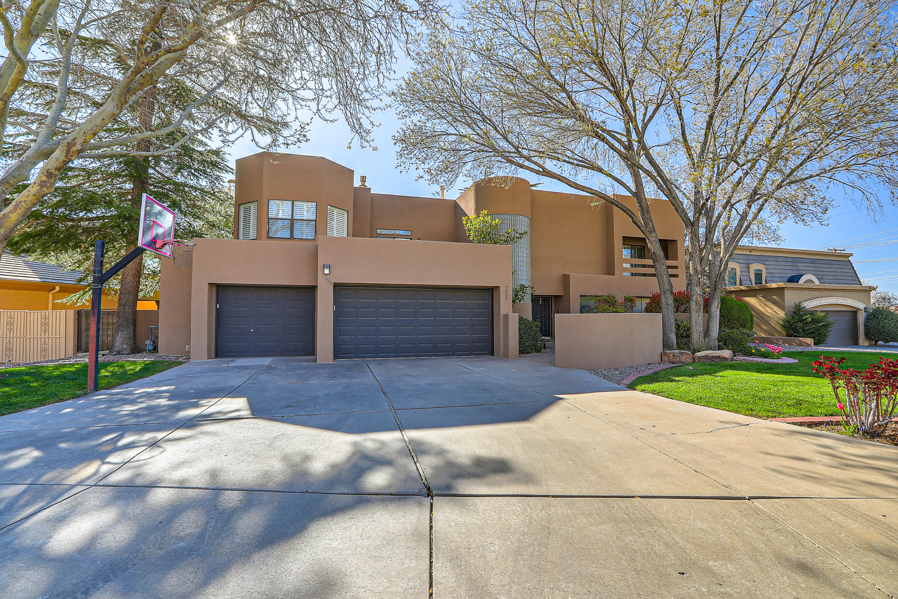 7005 Pala Mesa Court NE