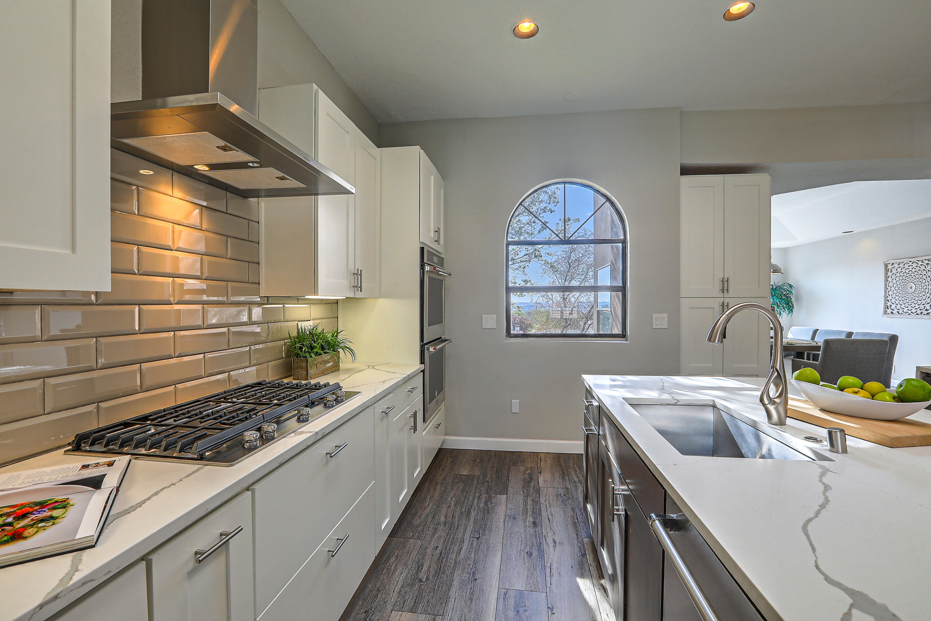 7005 Pala Mesa Court NE