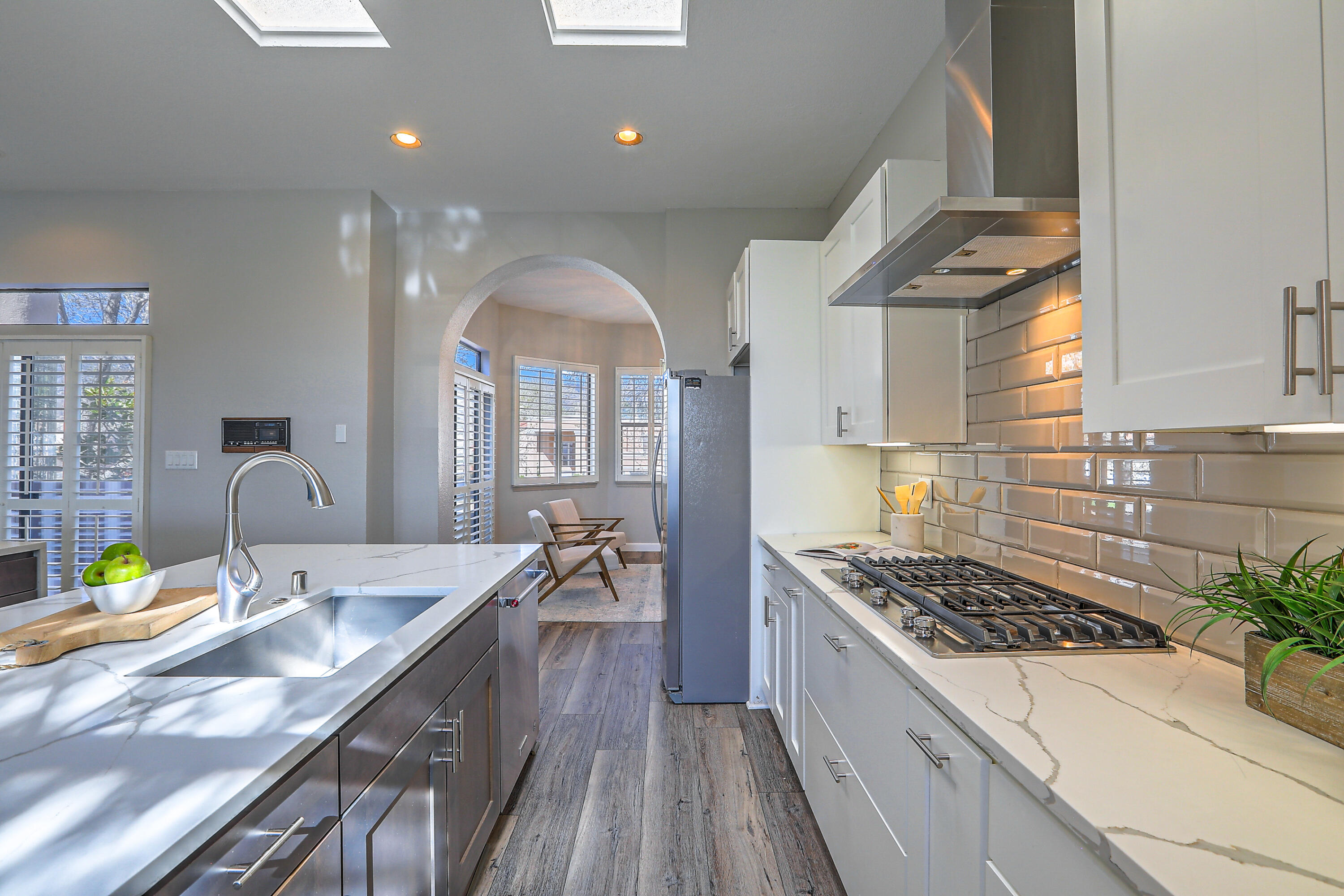 7005 Pala Mesa Court NE