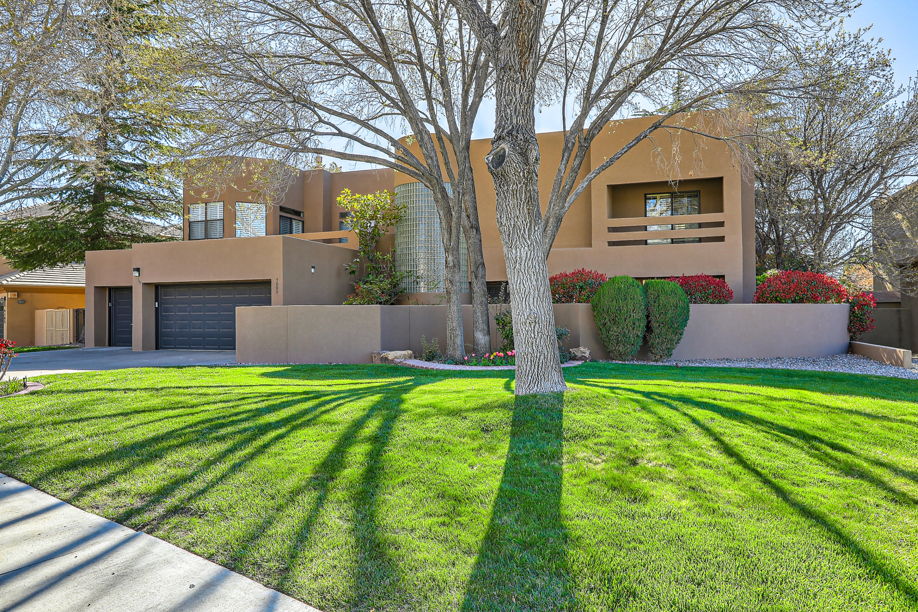 7005 Pala Mesa Court NE