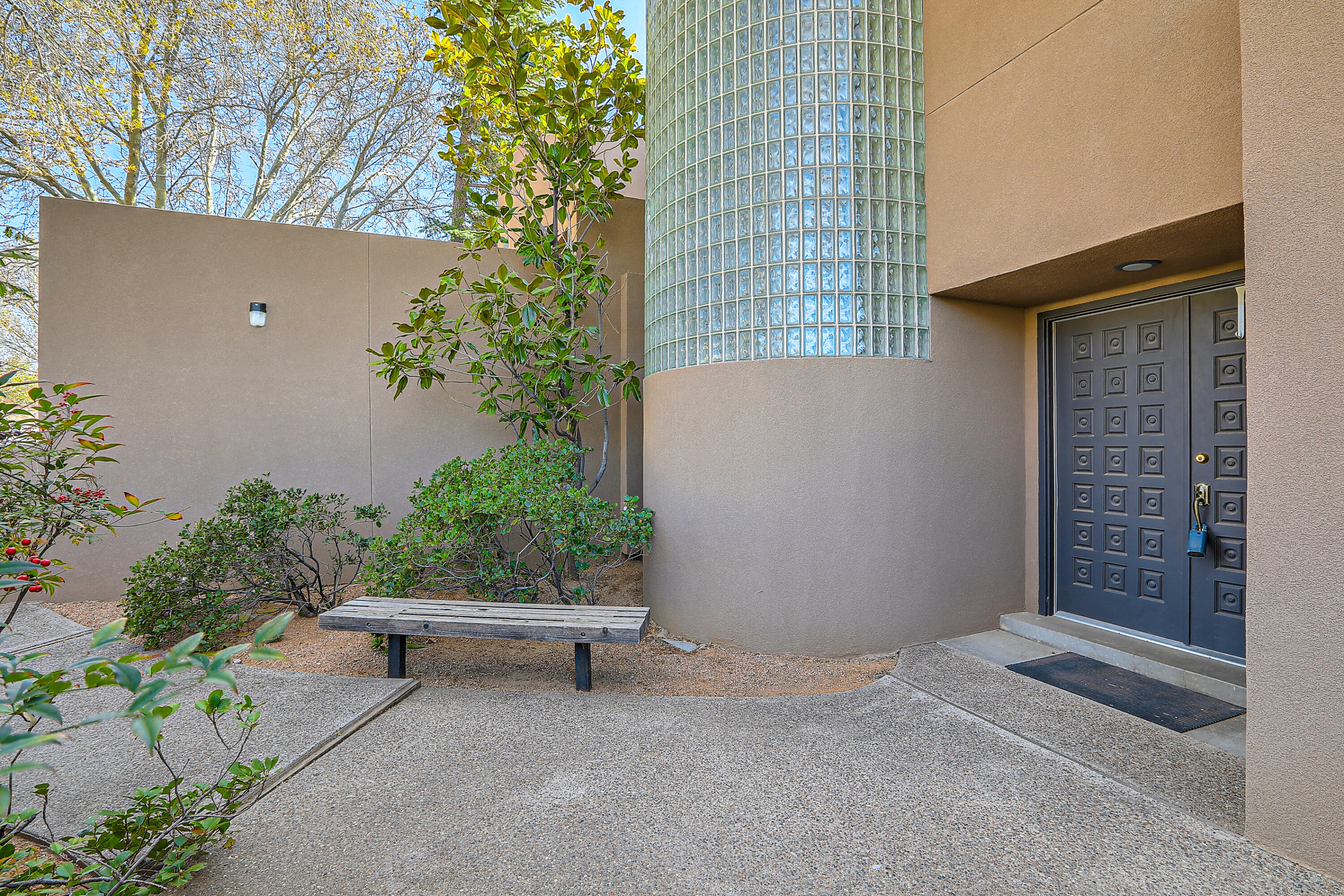 7005 Pala Mesa Court NE