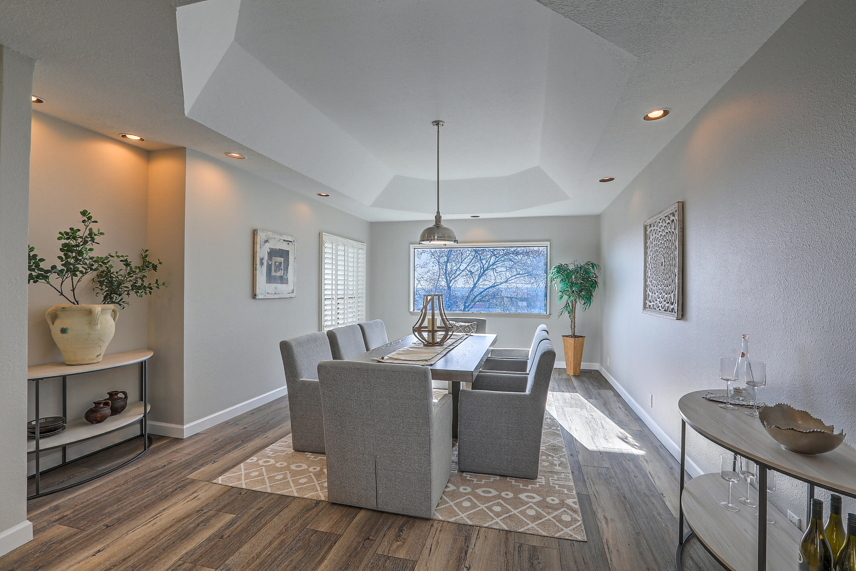 7005 Pala Mesa Court NE