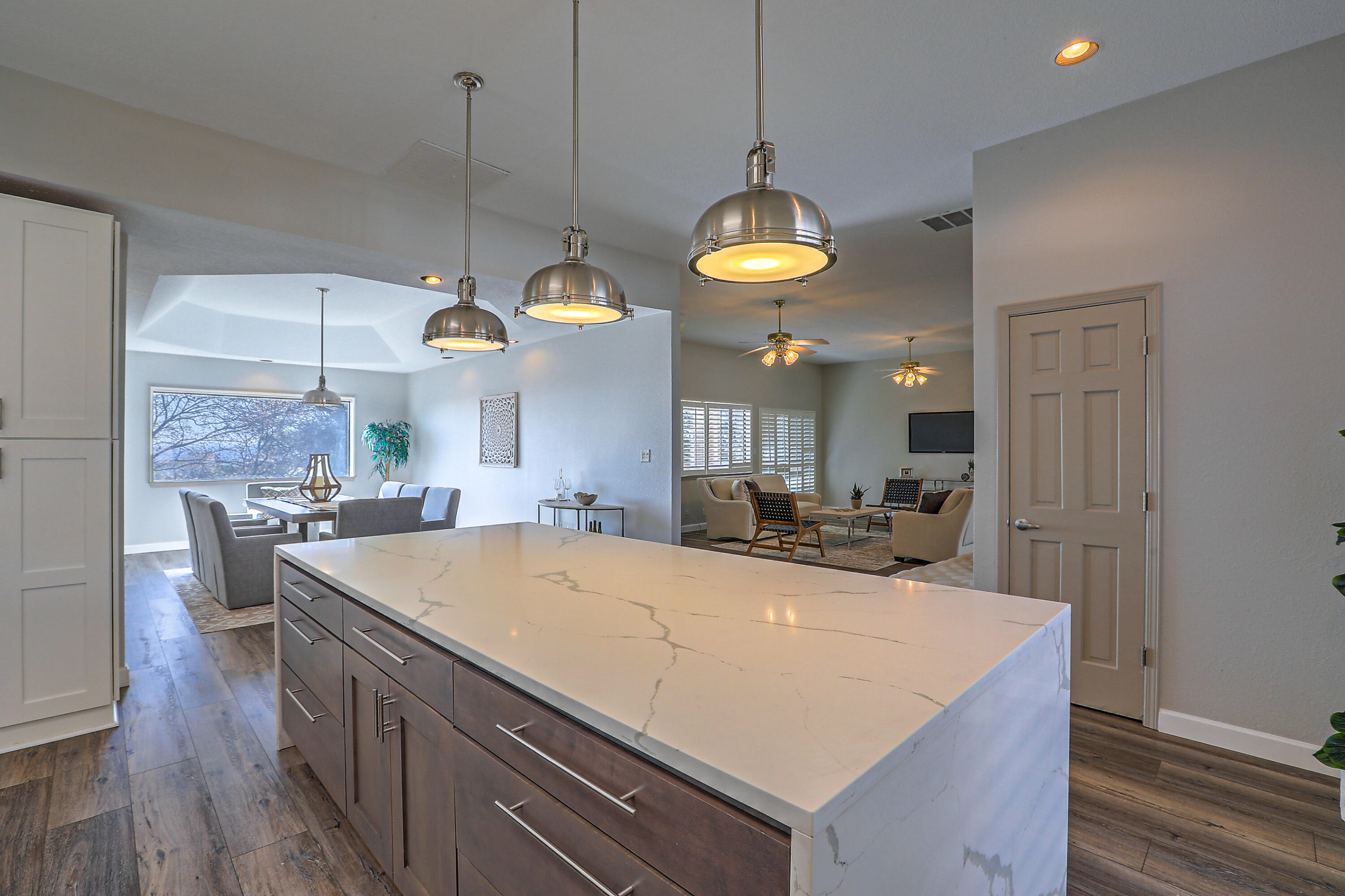 7005 Pala Mesa Court NE