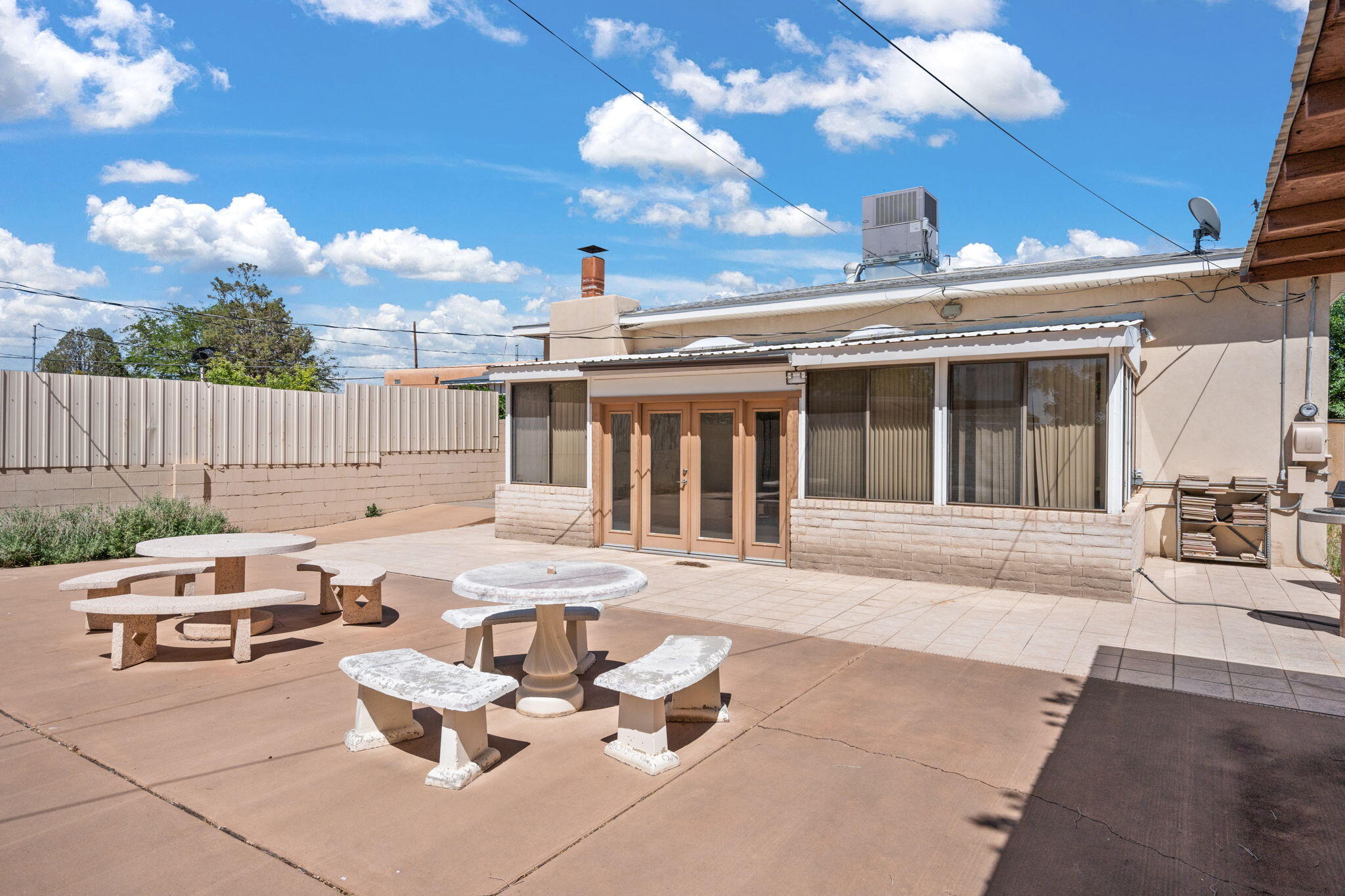 1339 Richmond Drive NE