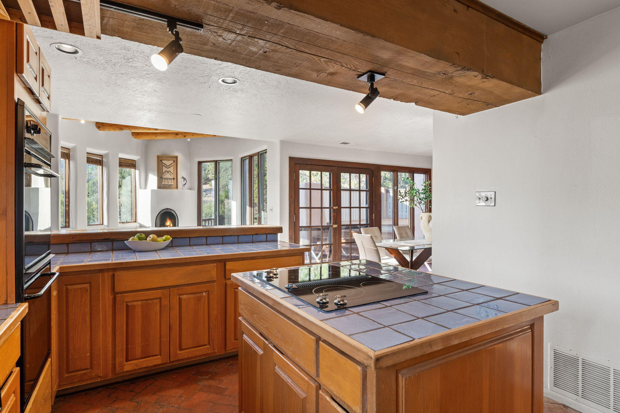 21 Tierra Monte Street NE