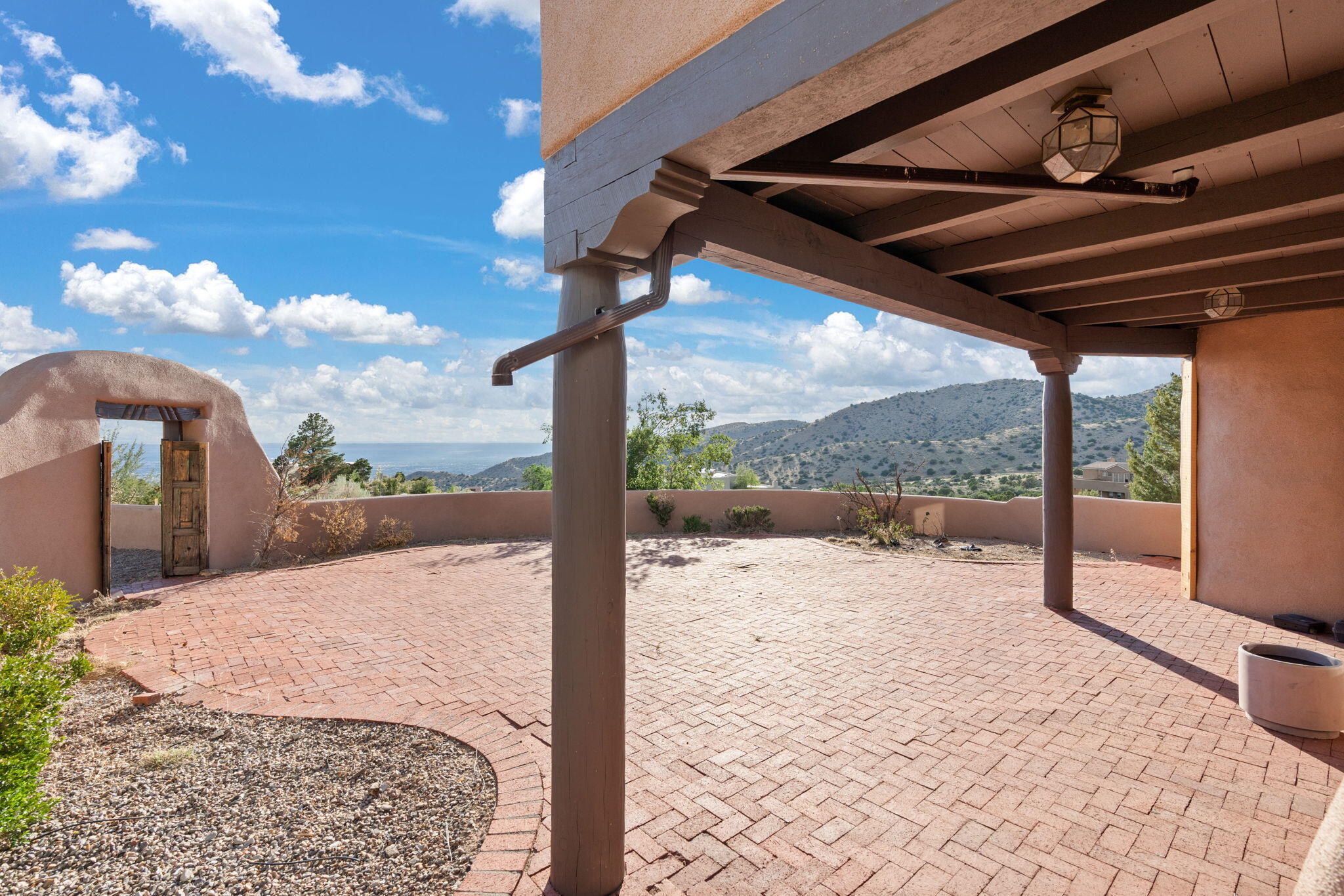 21 Tierra Monte Street NE