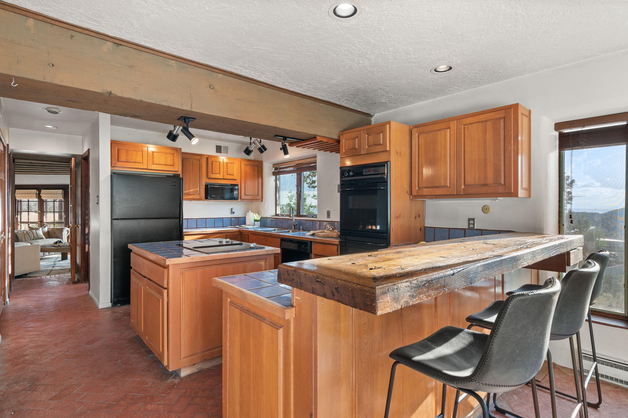 21 Tierra Monte Street NE