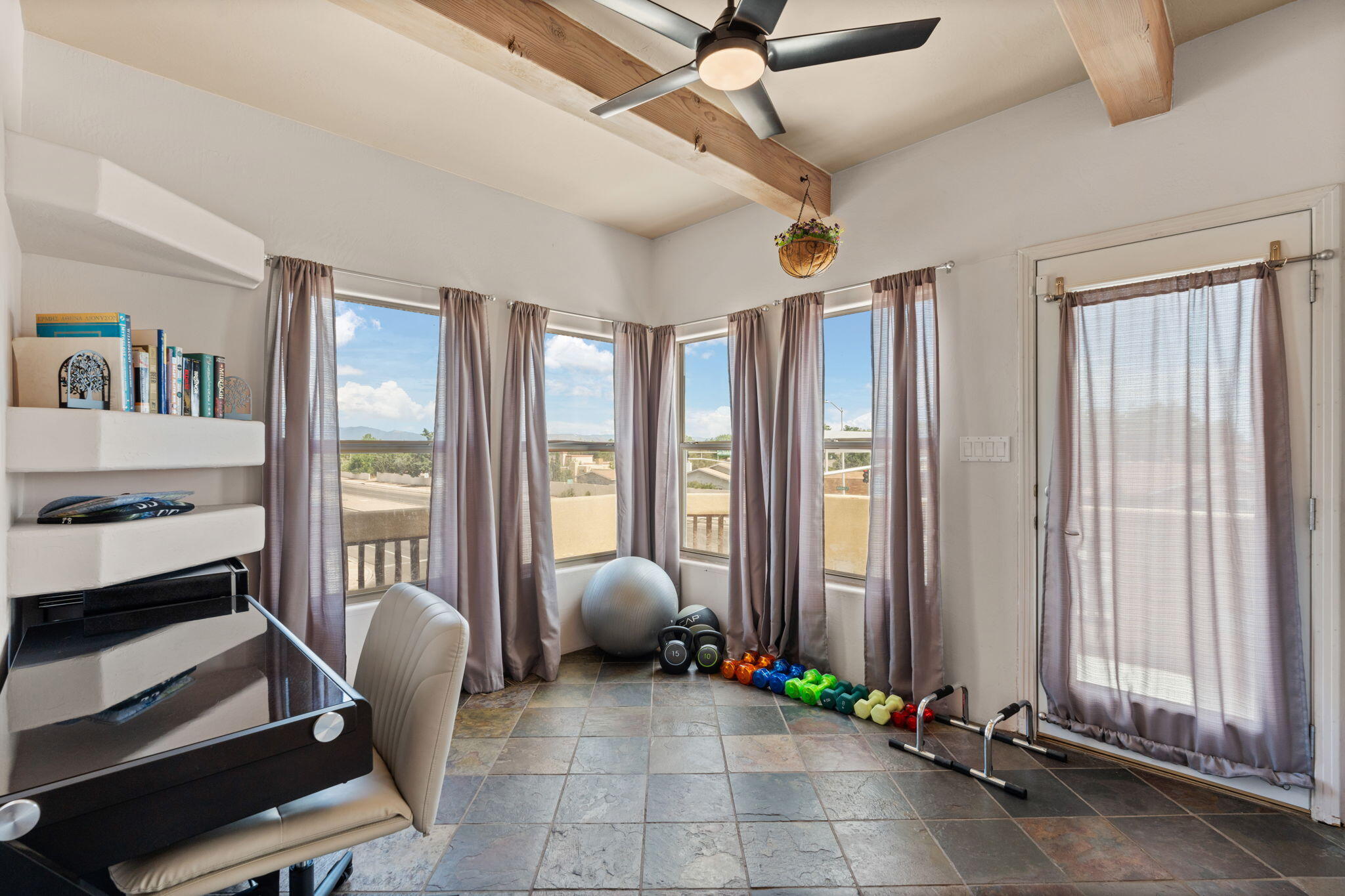 6012 Cardigan Court NW