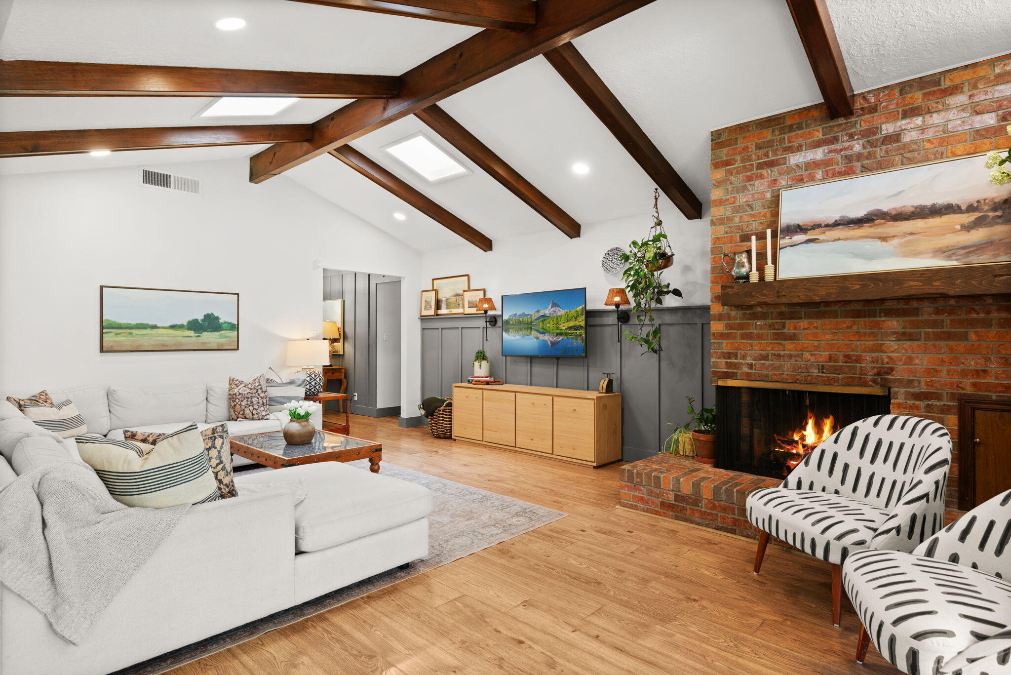 4008 CAMINO DE LA SIERRA NE