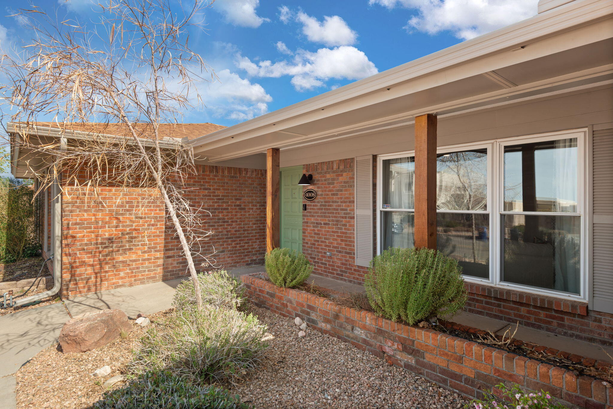 4008 CAMINO DE LA SIERRA NE