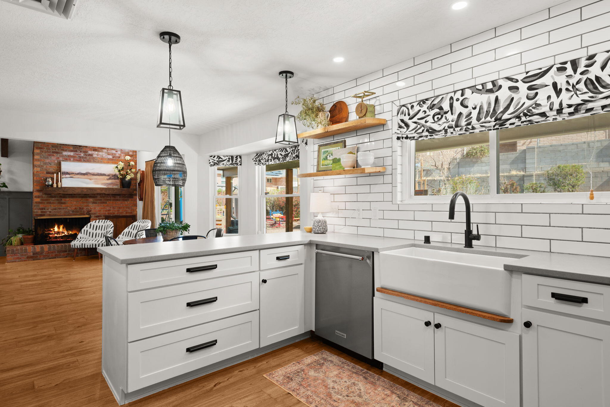 4008 CAMINO DE LA SIERRA NE