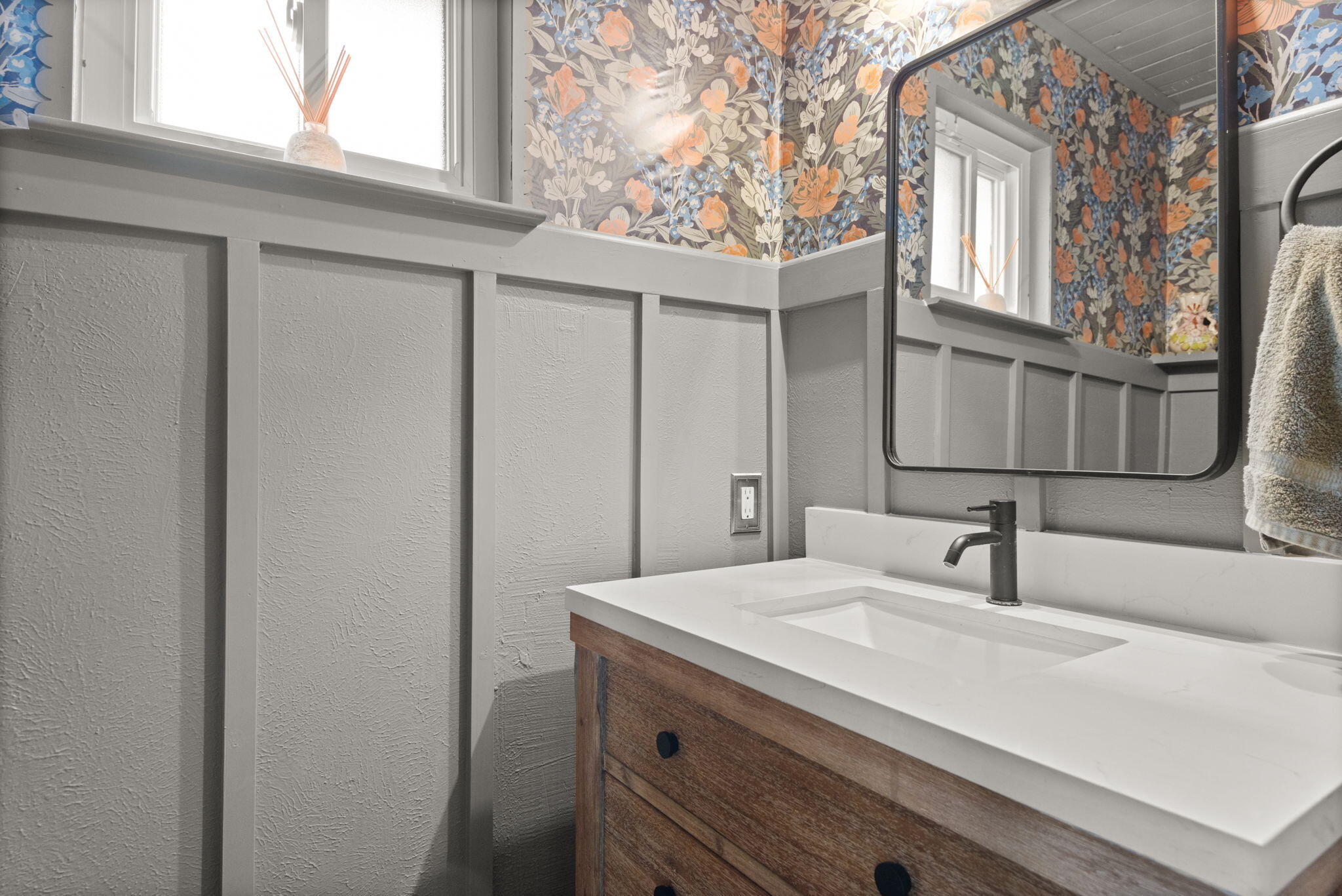 4008 CAMINO DE LA SIERRA NE