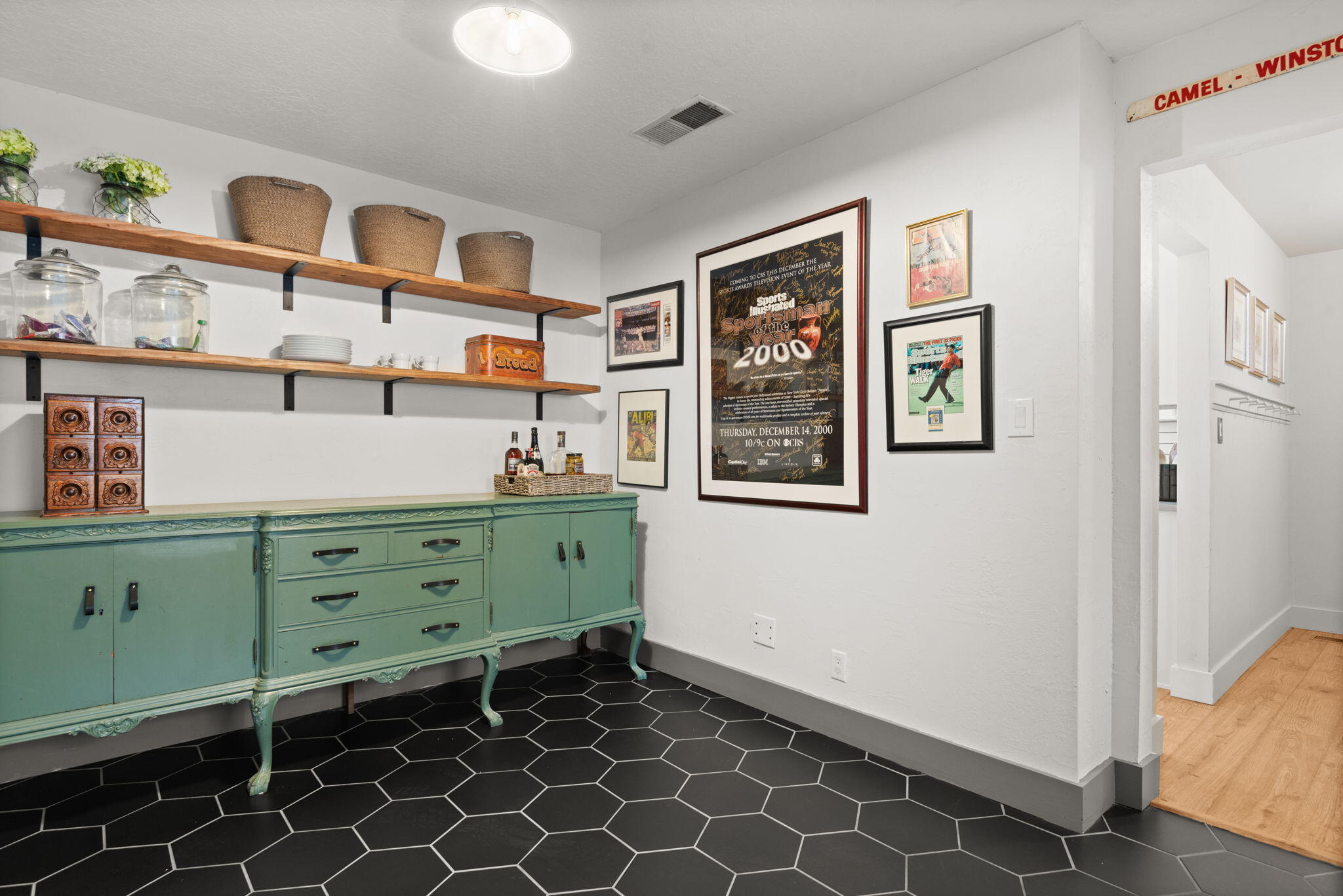 4008 CAMINO DE LA SIERRA NE