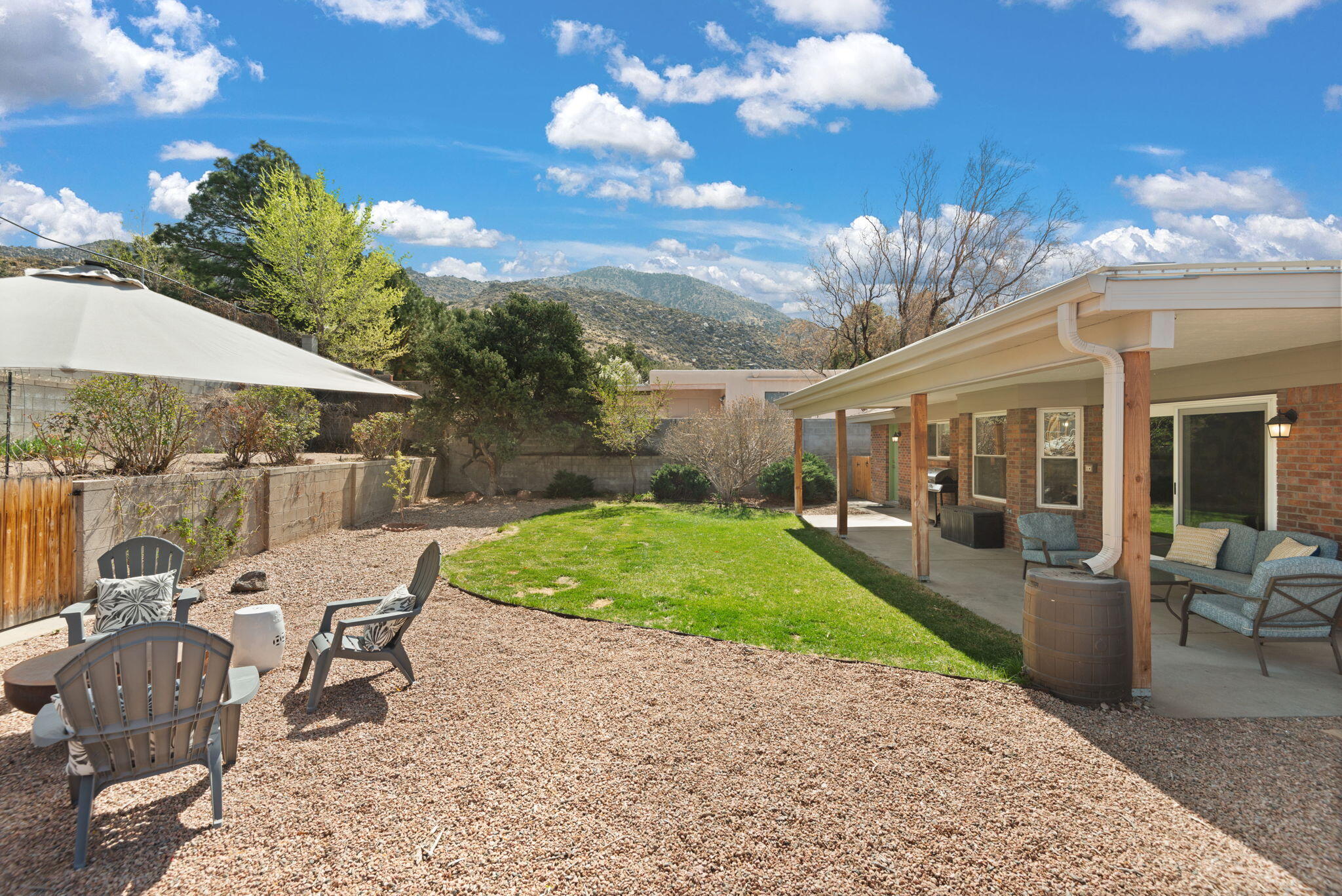 4008 CAMINO DE LA SIERRA NE