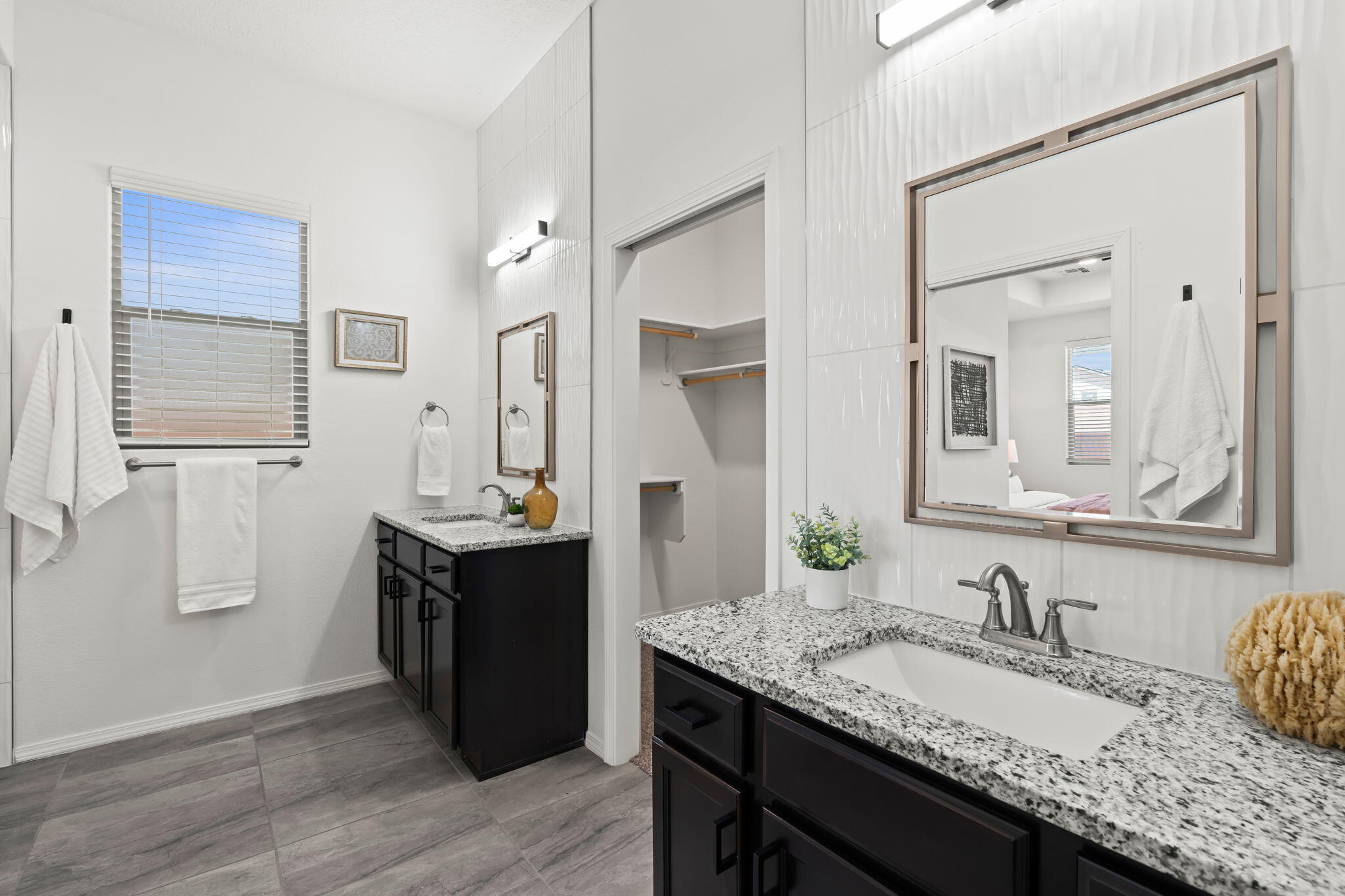 2729 CAMINO PLATA Loop NE