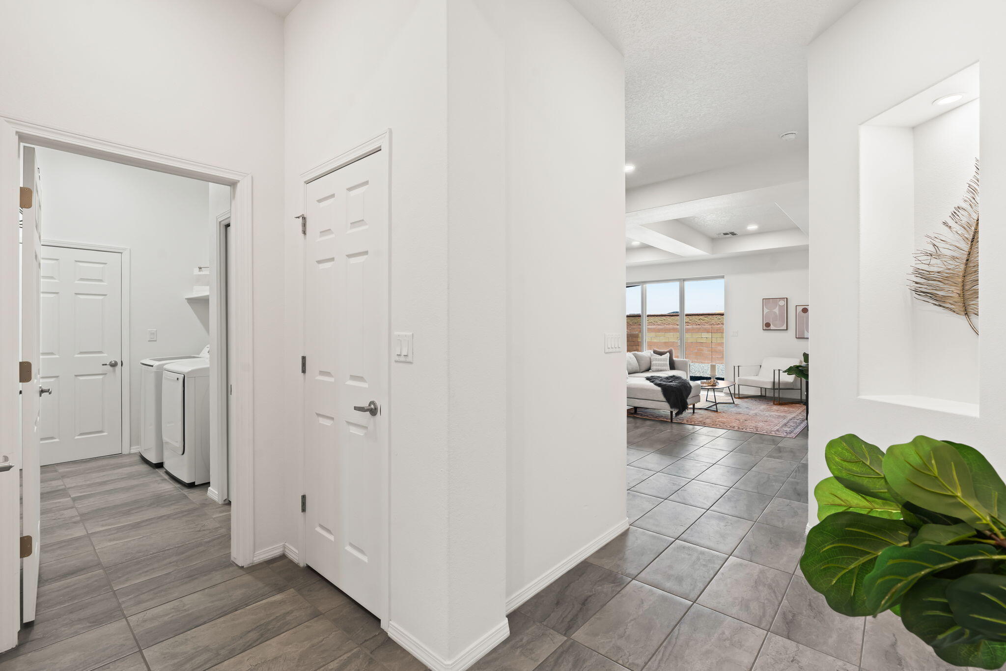 2729 CAMINO PLATA Loop NE