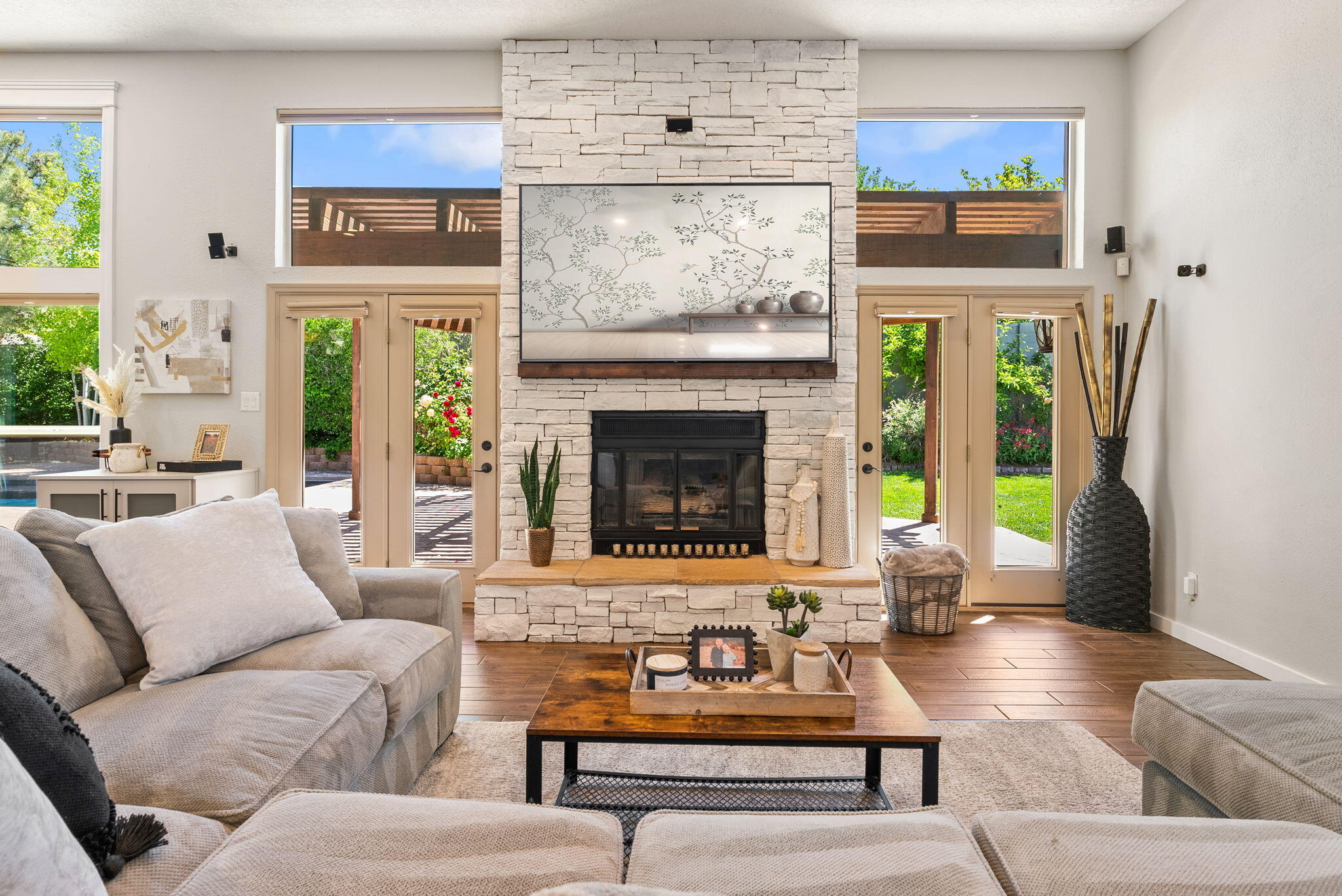 5512 ESTRELLITA DEL NORTE Road NE