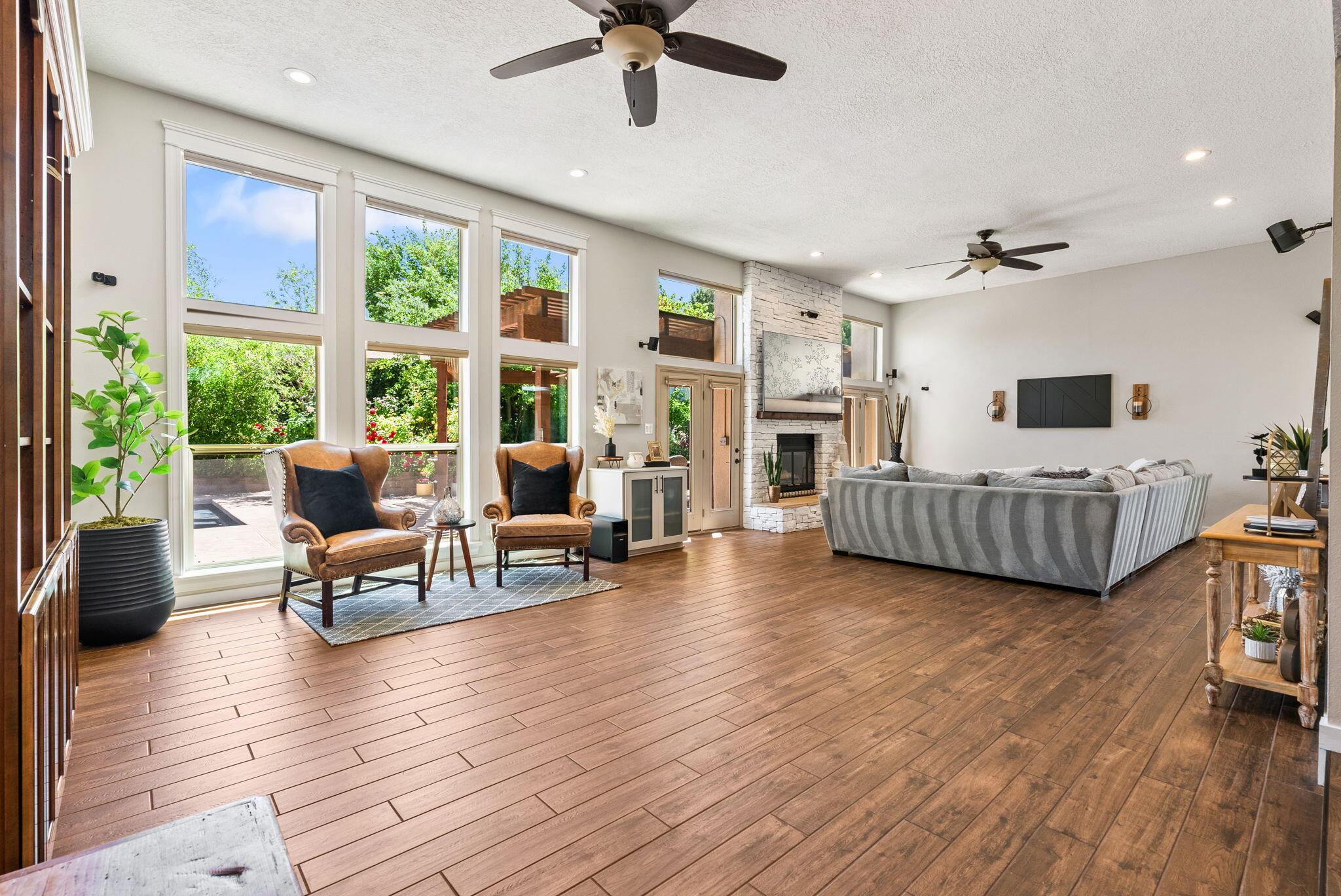 5512 ESTRELLITA DEL NORTE Road NE