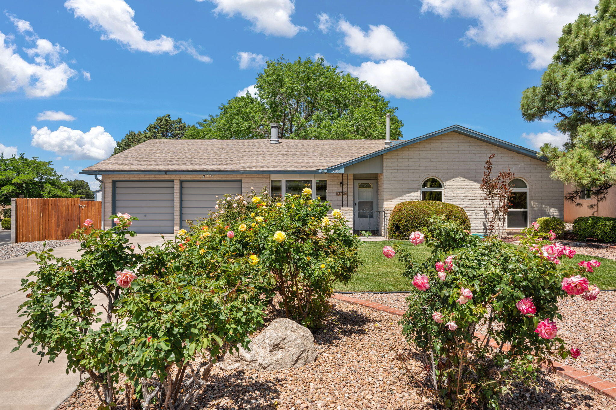 7401 VOLUNTEER Street NE