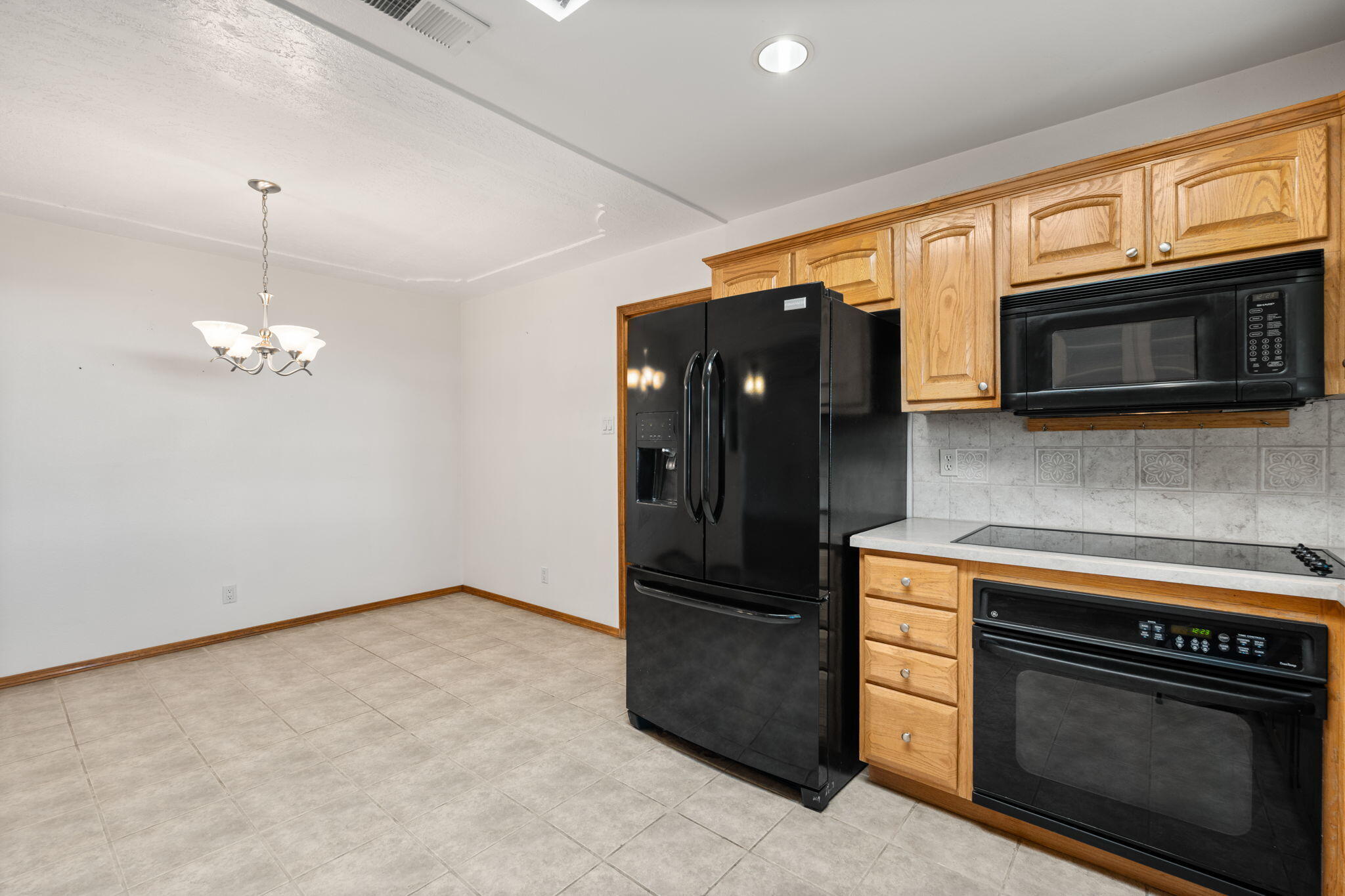 7401 VOLUNTEER Street NE