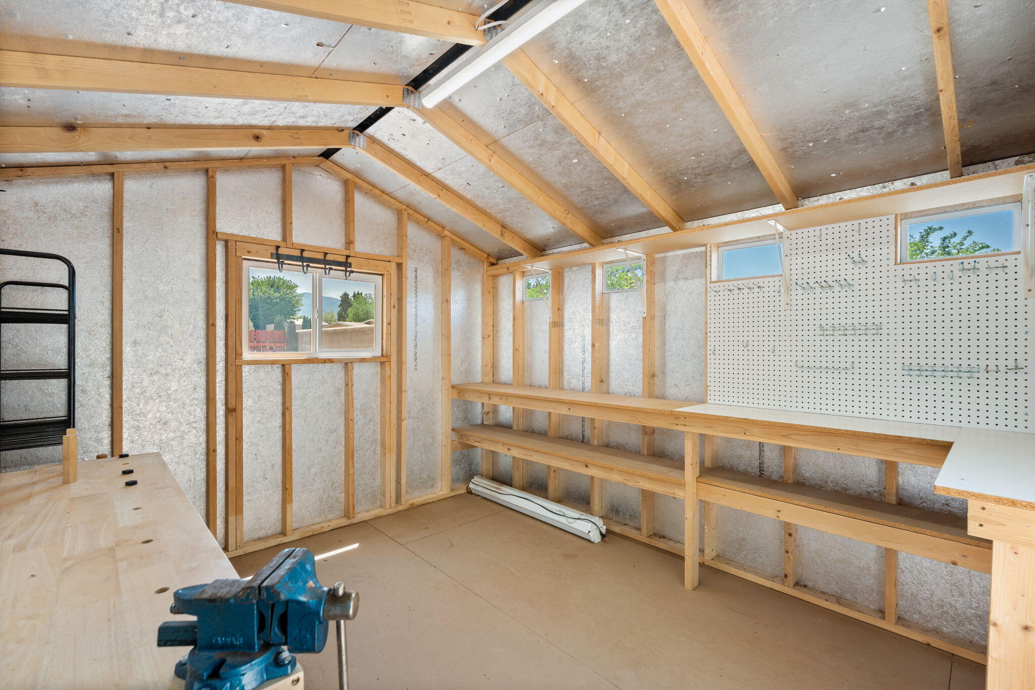 7401 VOLUNTEER Street NE