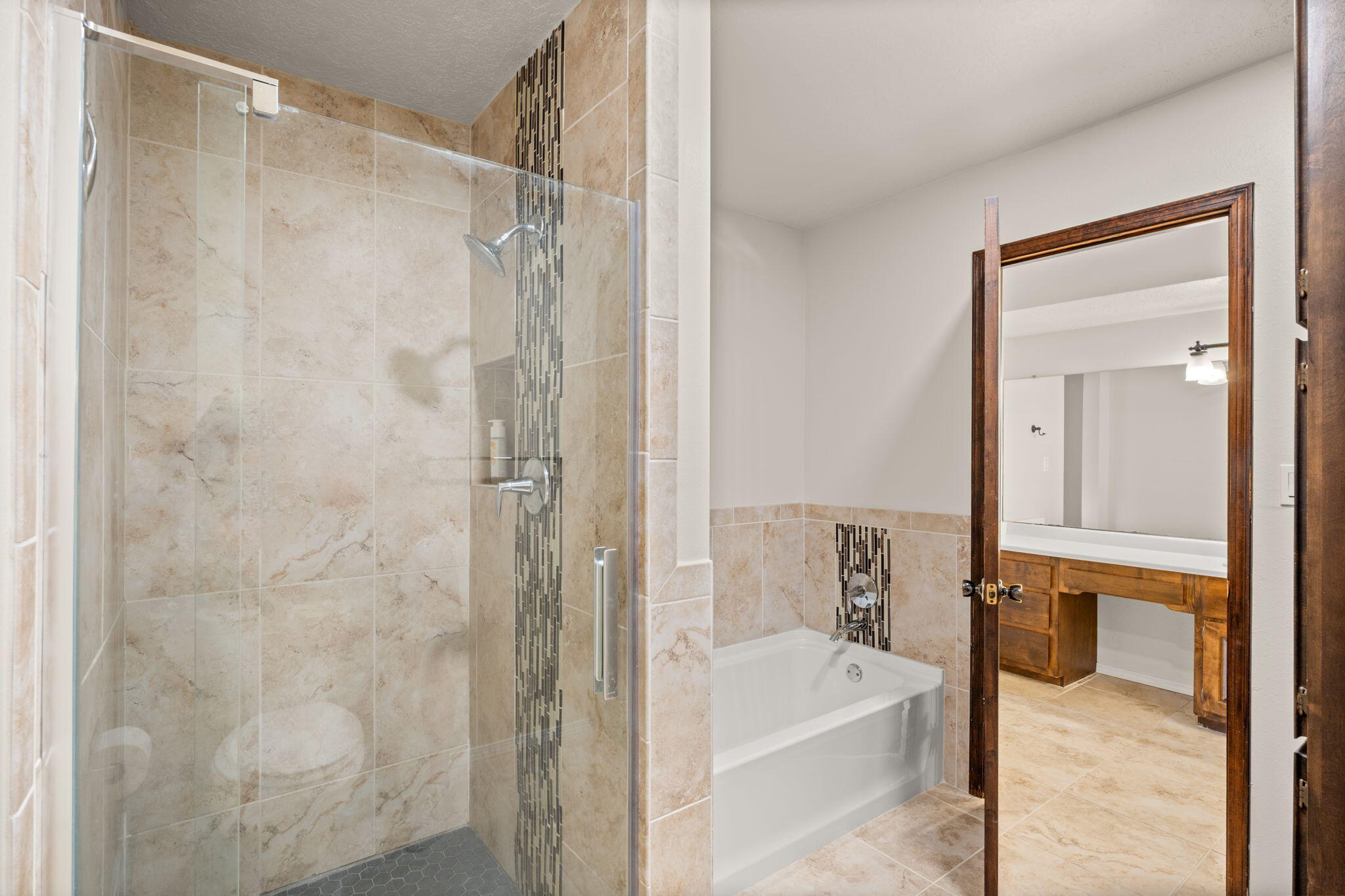 3108 DALLAS Street NE