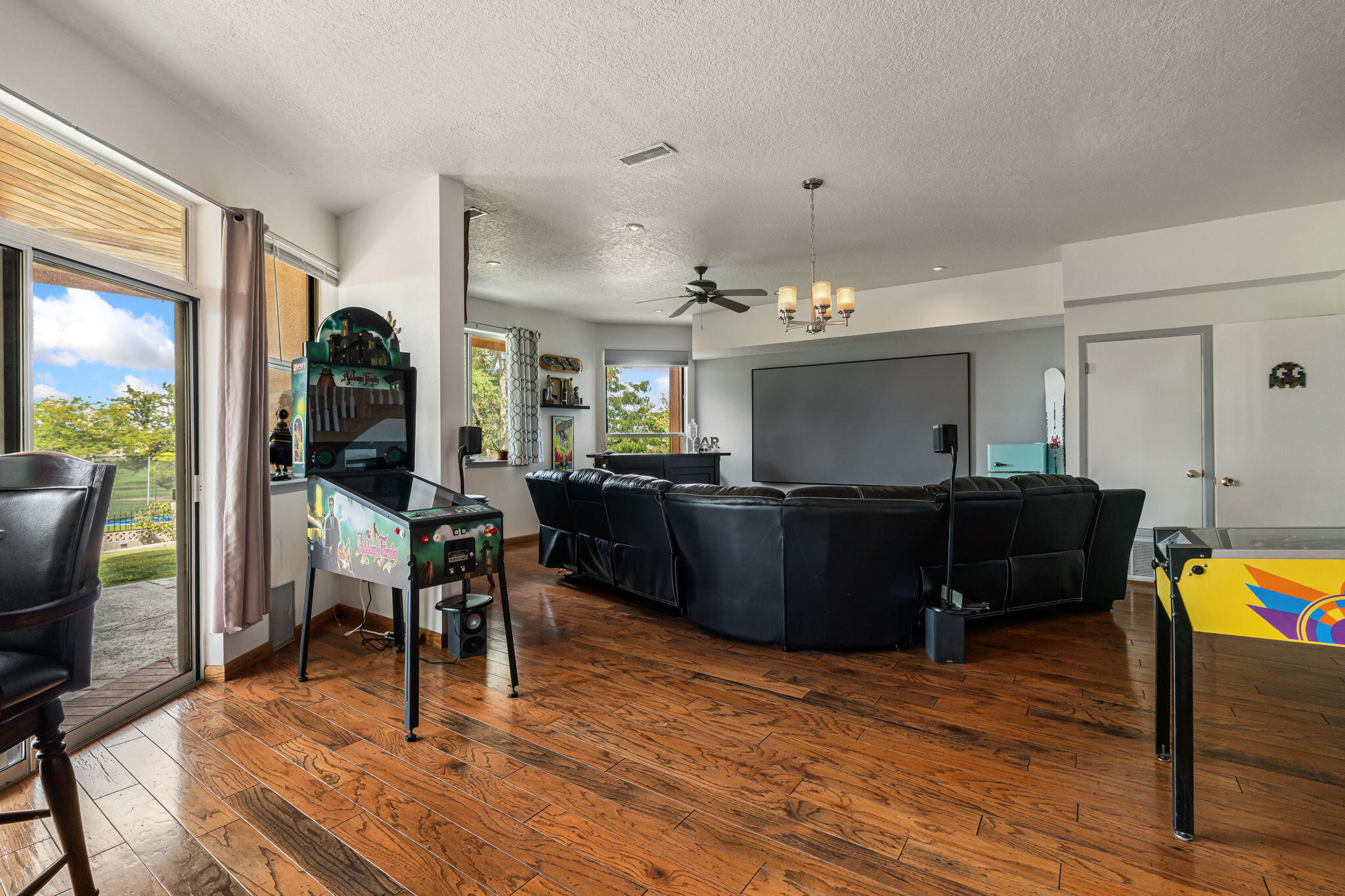 5001 JUSTIN Drive NW