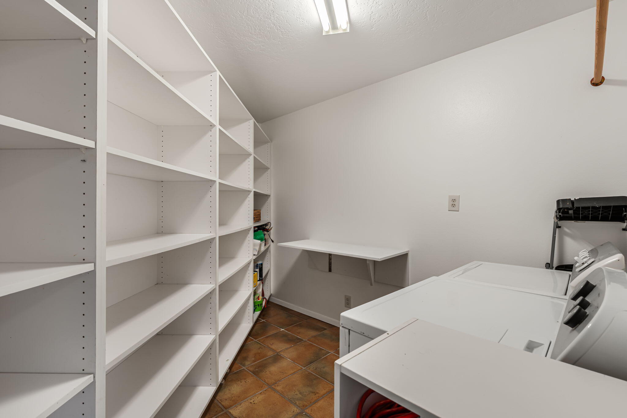 5001 JUSTIN Drive NW