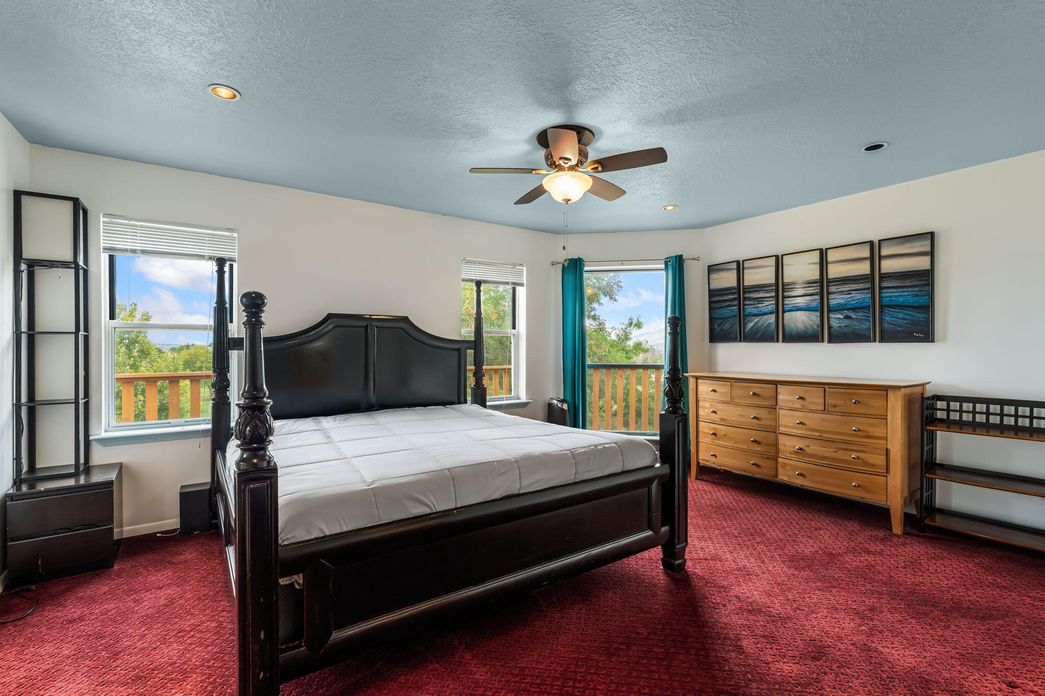 5001 JUSTIN Drive NW