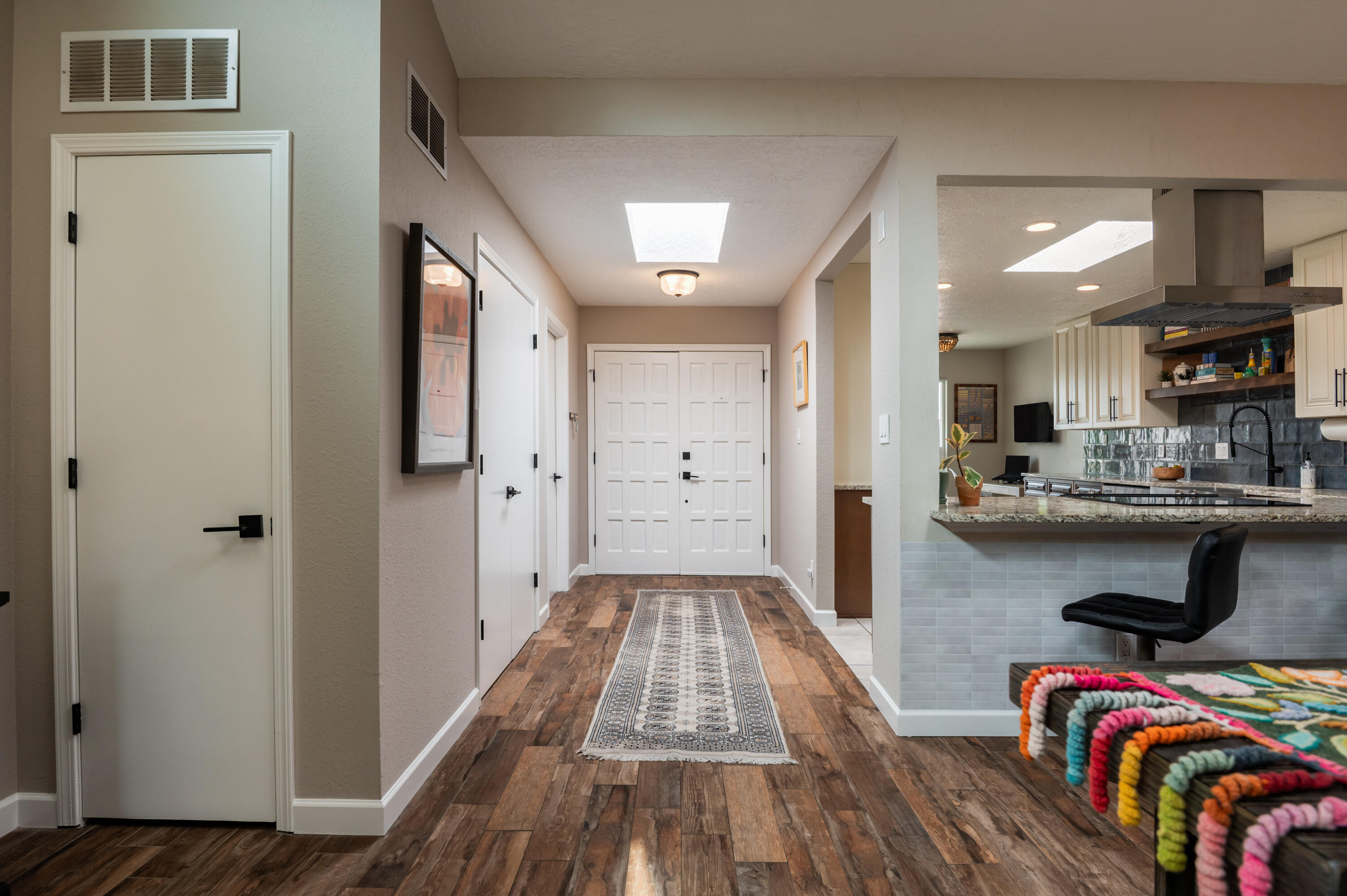 5620 AMISTAD Road NE