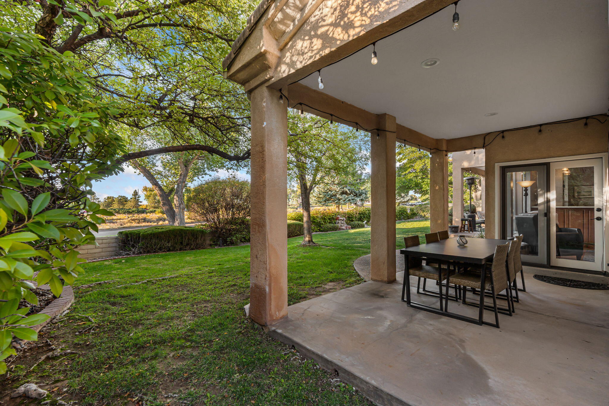 6505 MEADOW HILLS Street NE