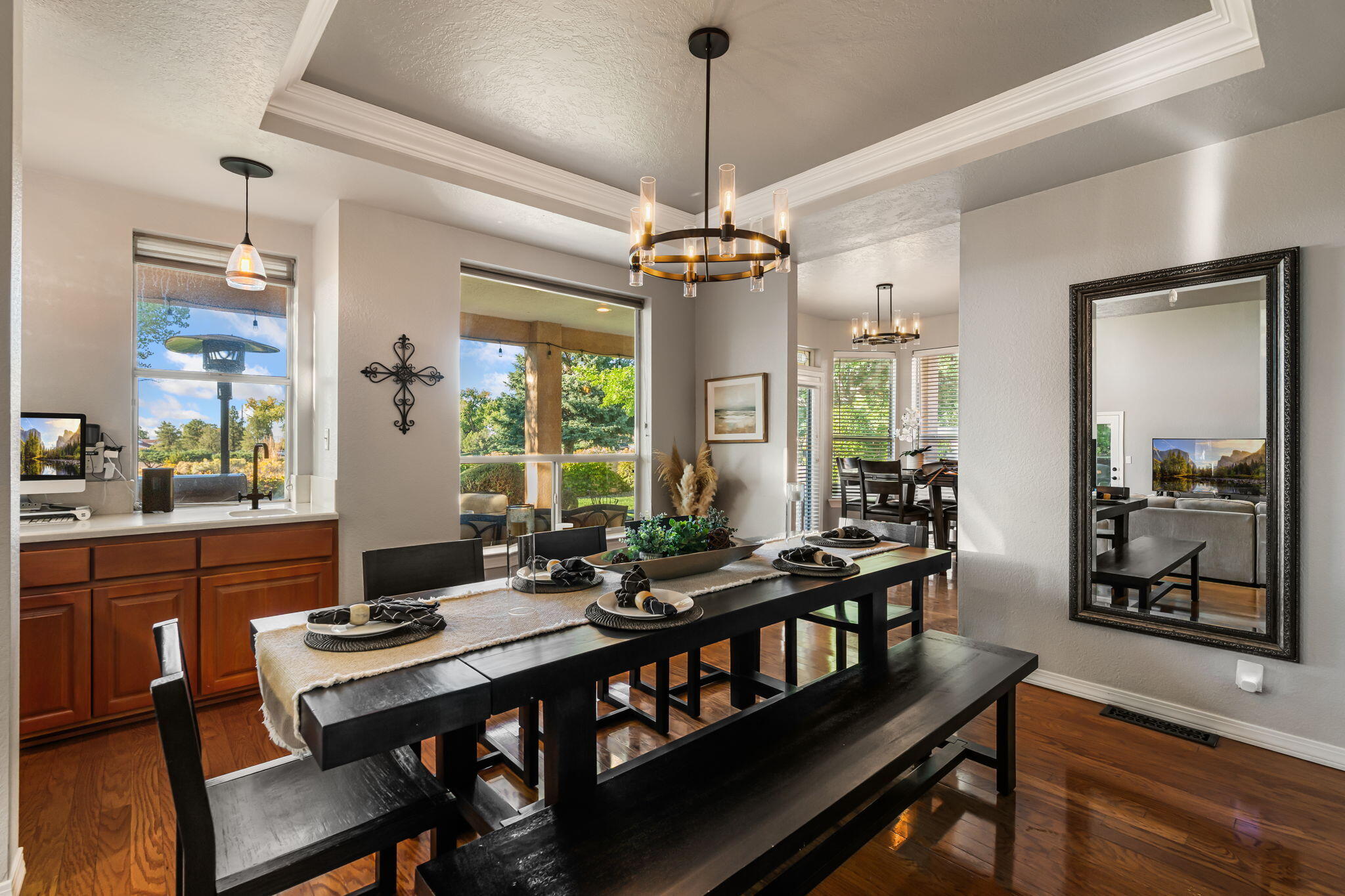 6505 MEADOW HILLS Street NE