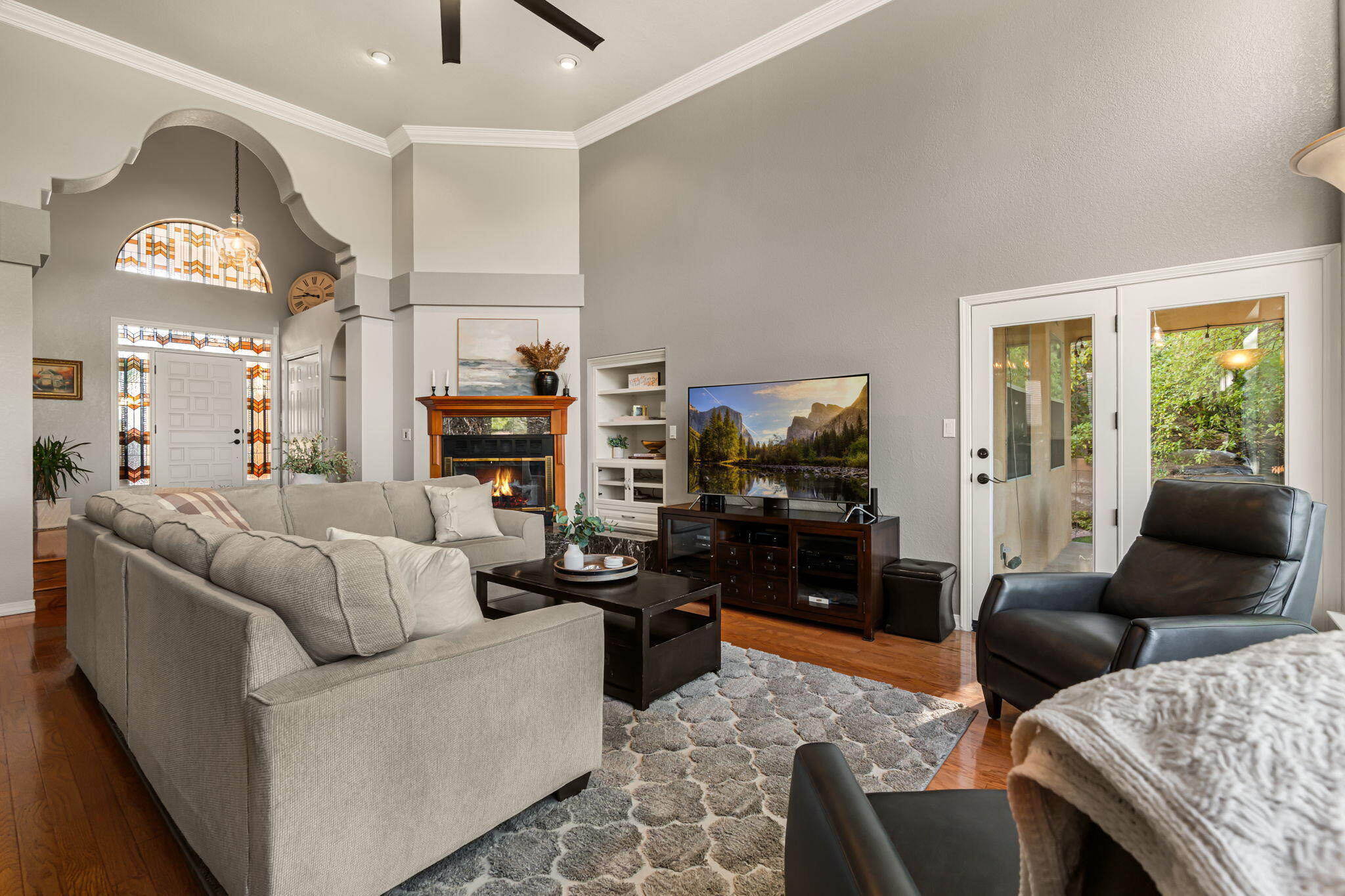 6505 MEADOW HILLS Street NE