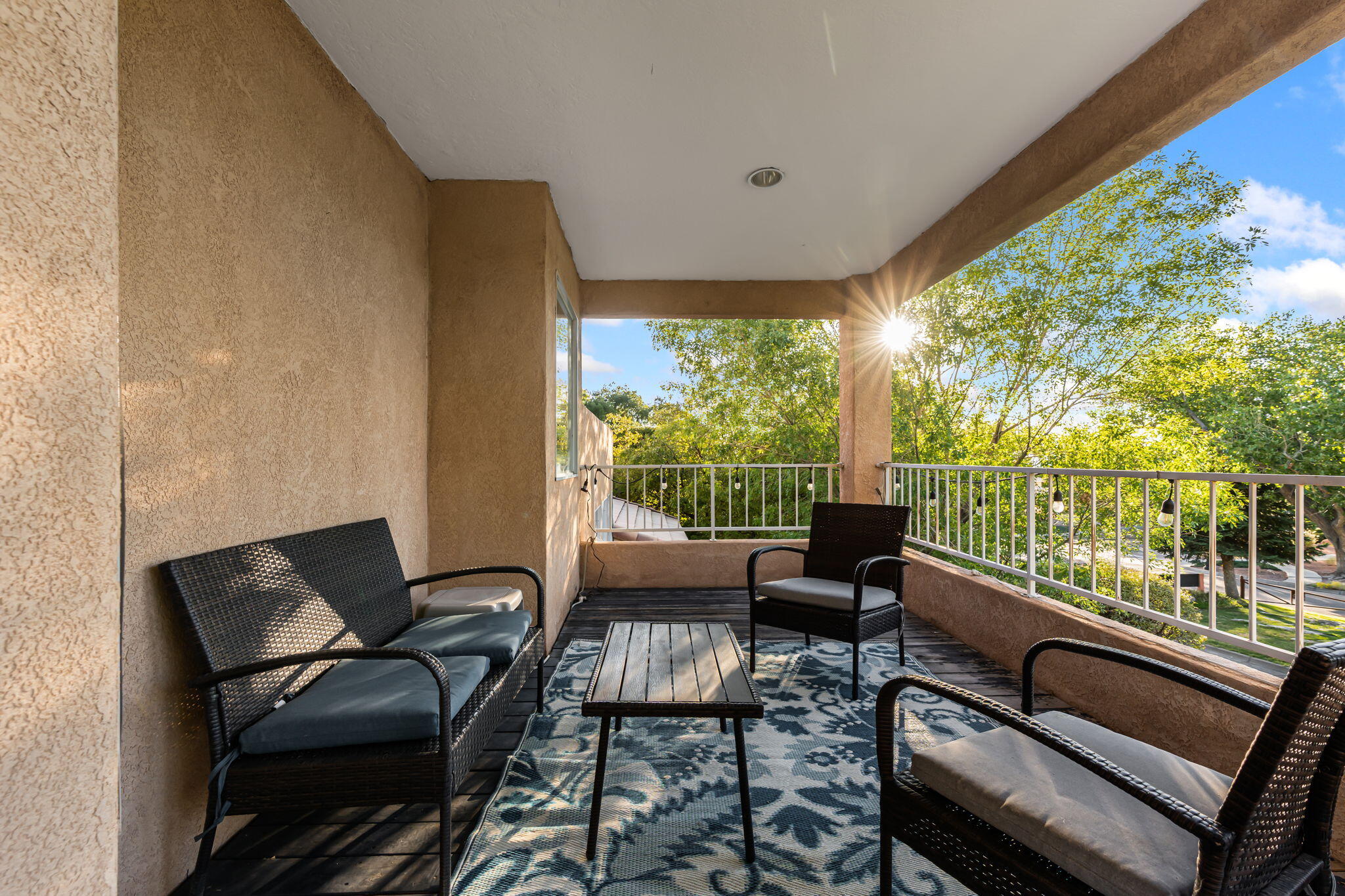 6505 MEADOW HILLS Street NE