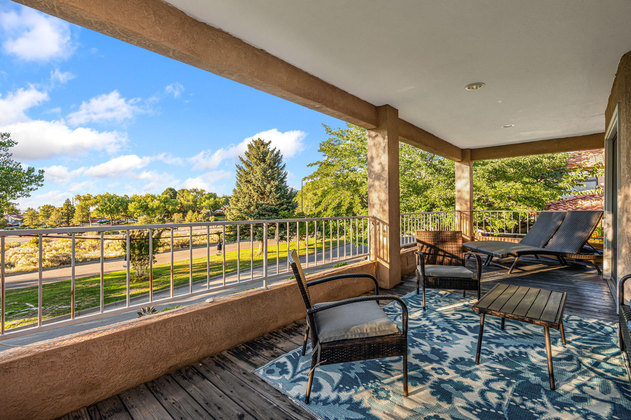 6505 MEADOW HILLS Street NE