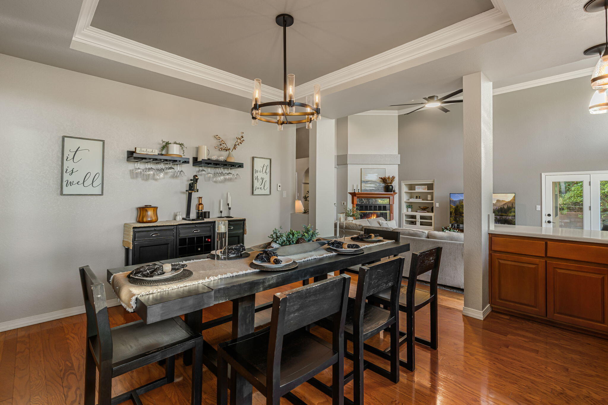 6505 MEADOW HILLS Street NE