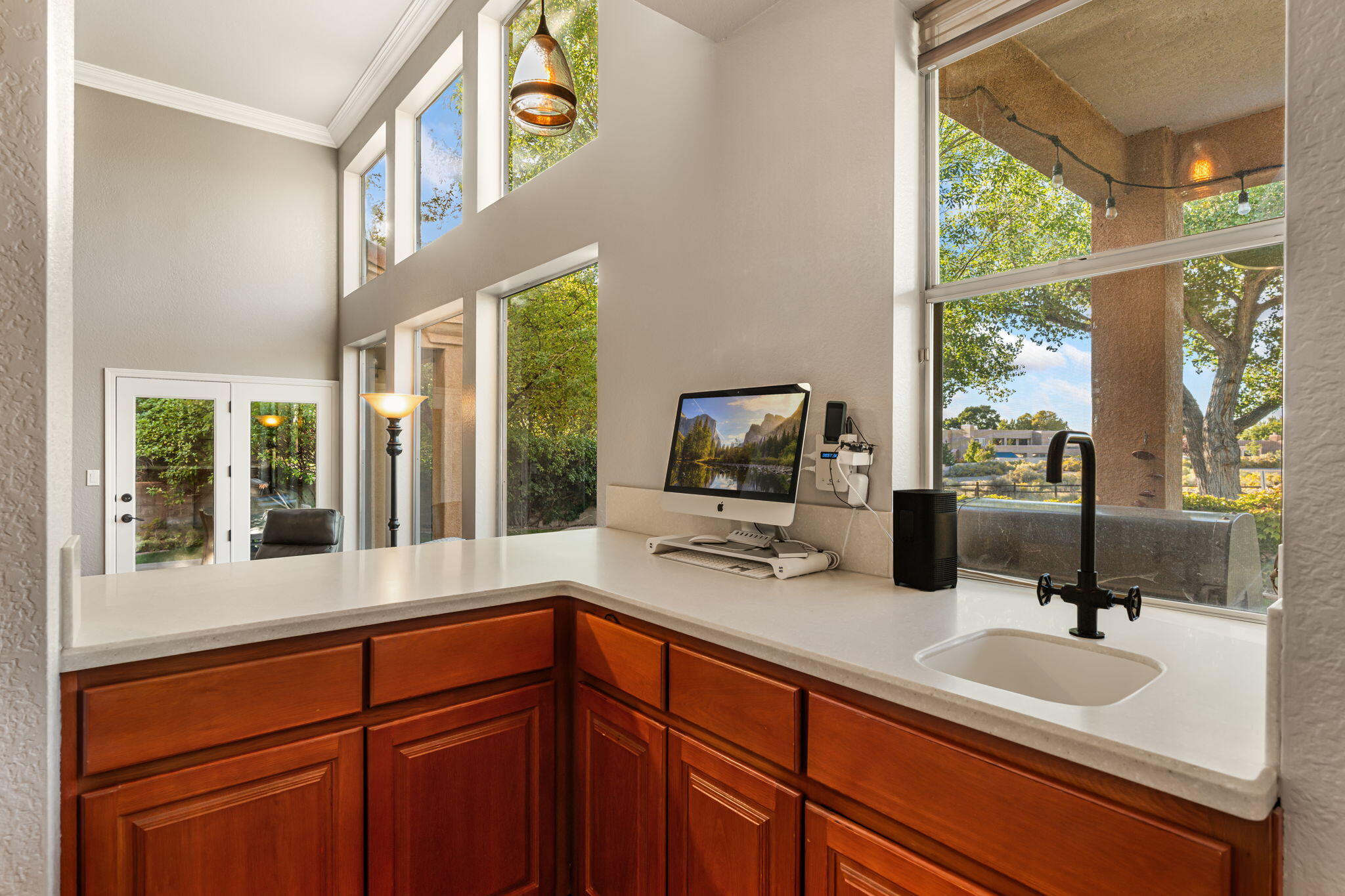 6505 MEADOW HILLS Street NE