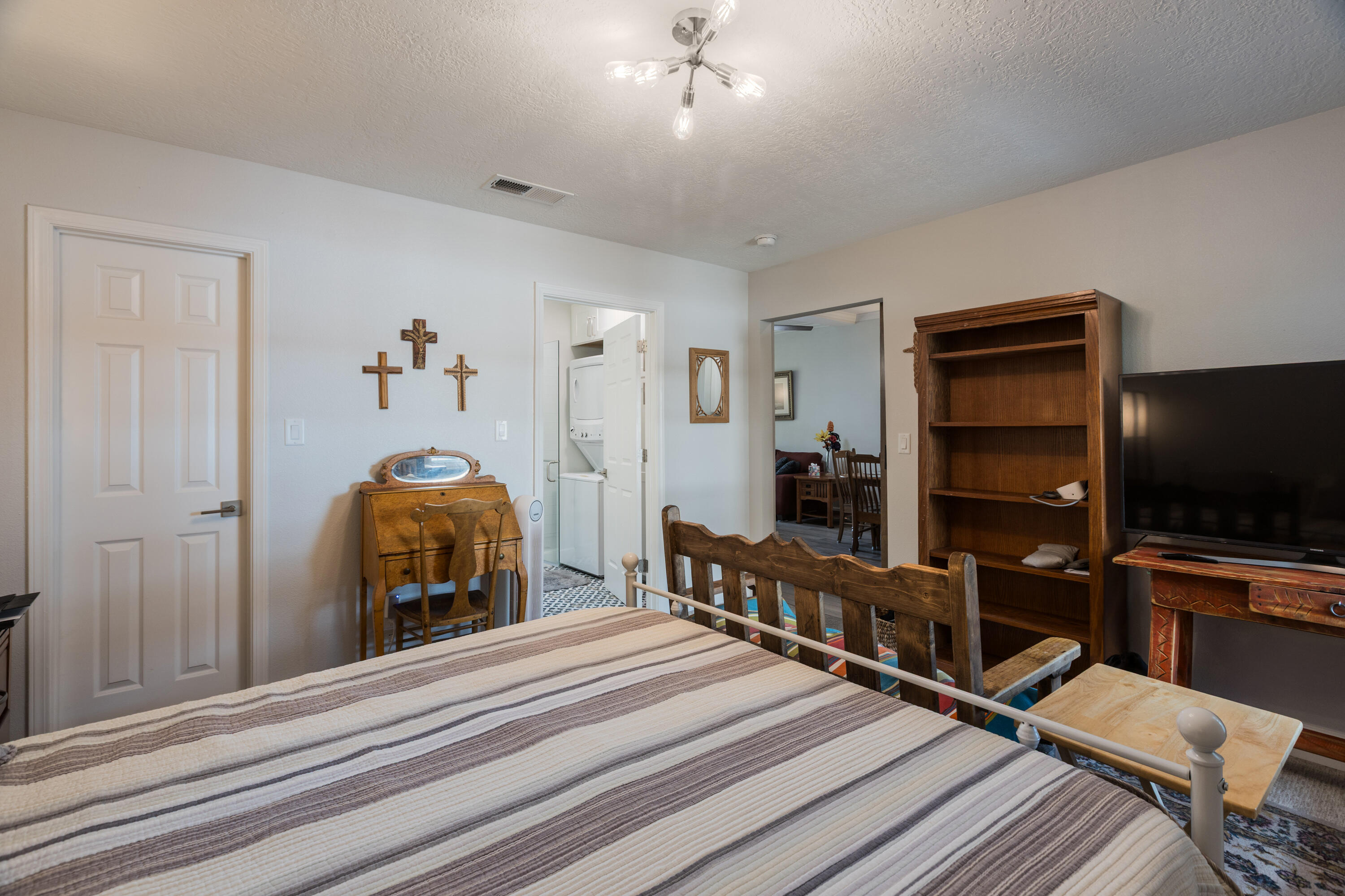 1325 PARK Avenue SW 207