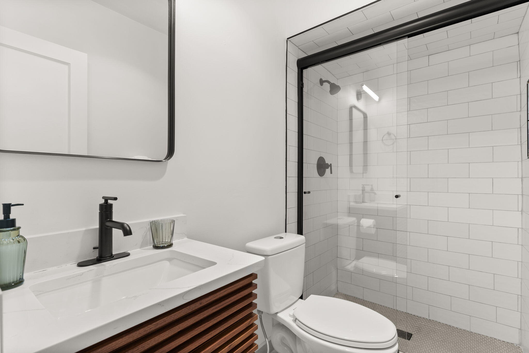 3600 MACKLAND Avenue NE